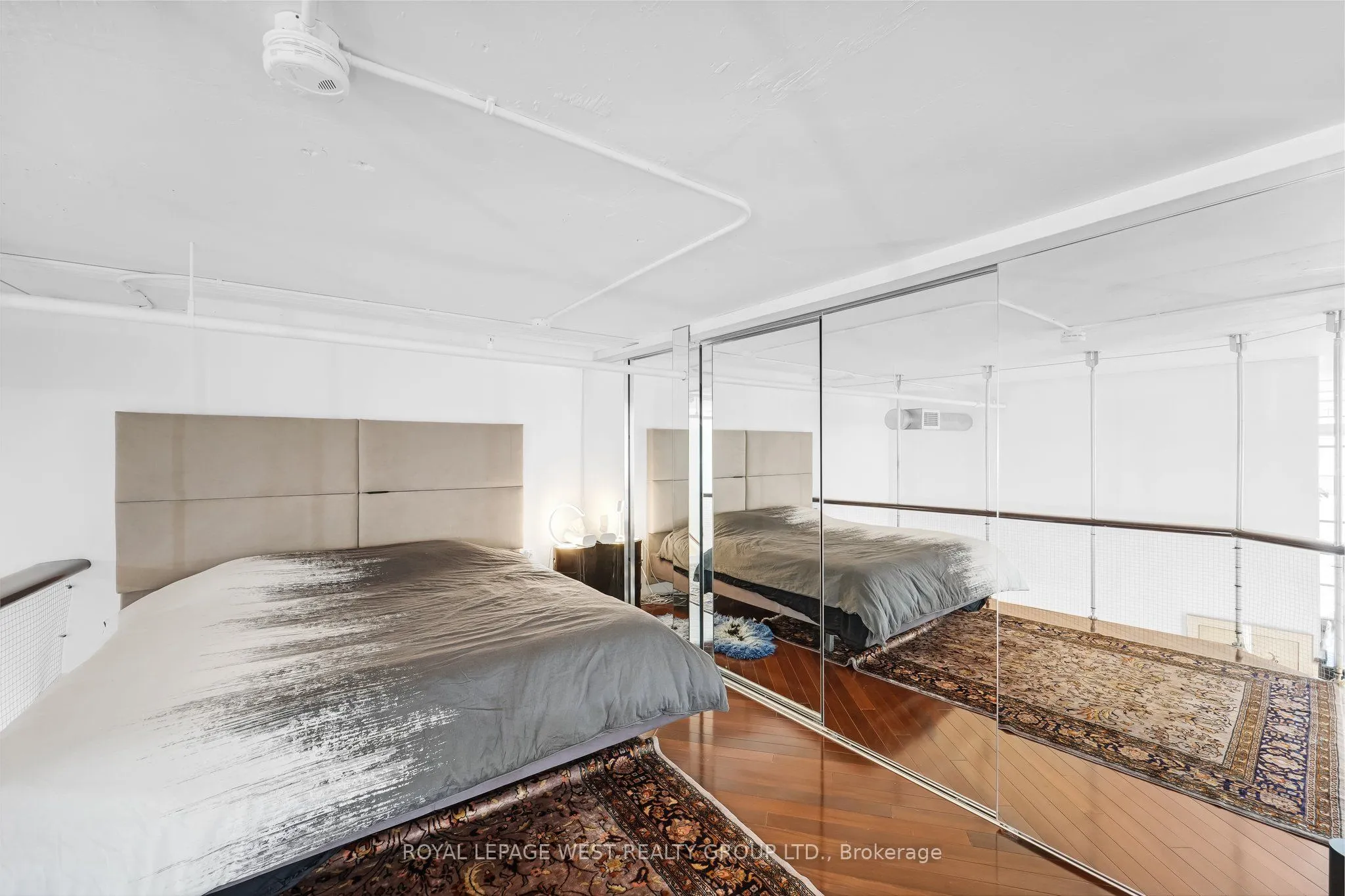 90 Sumach Street, #416