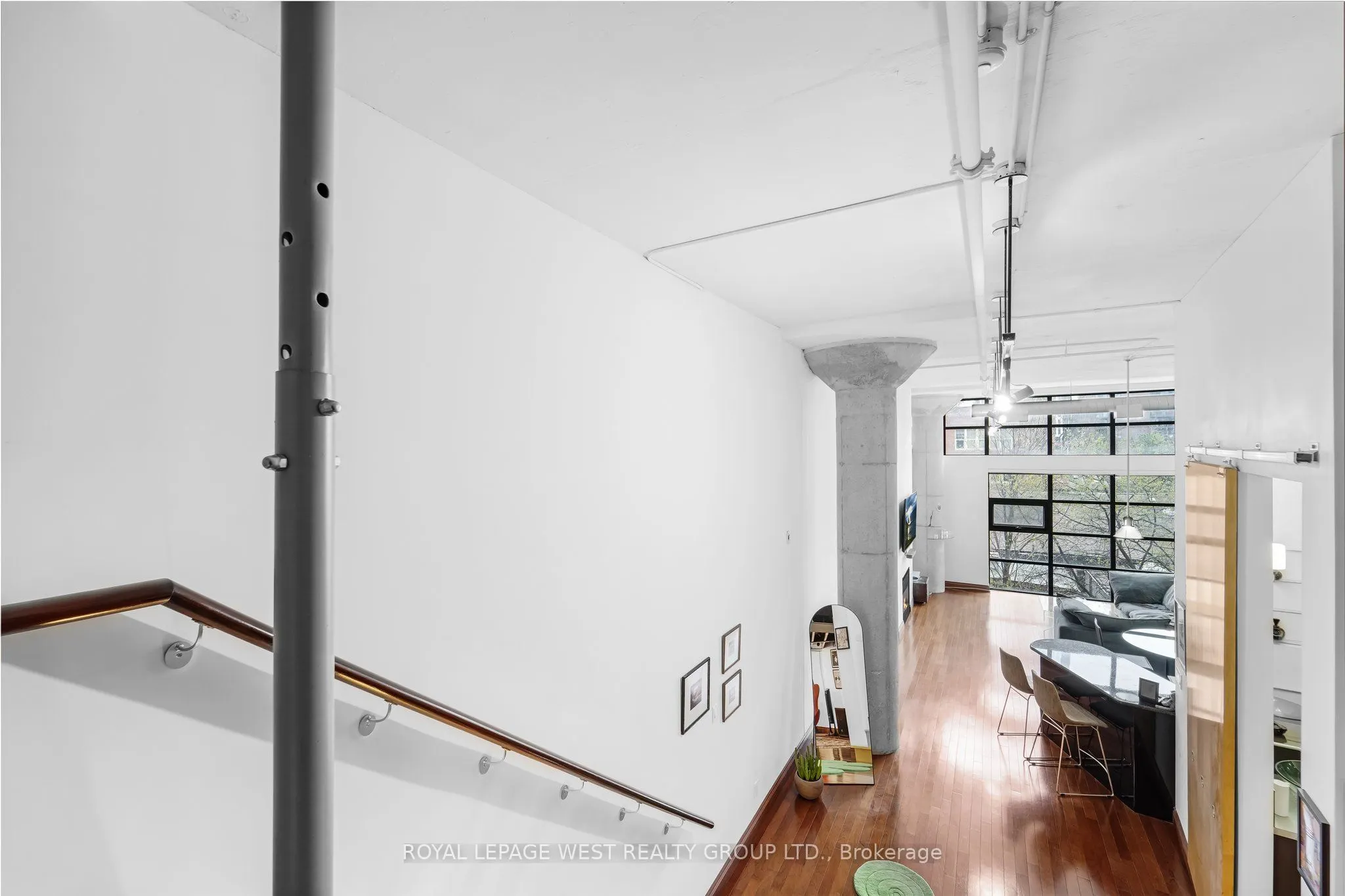 90 Sumach Street, #416