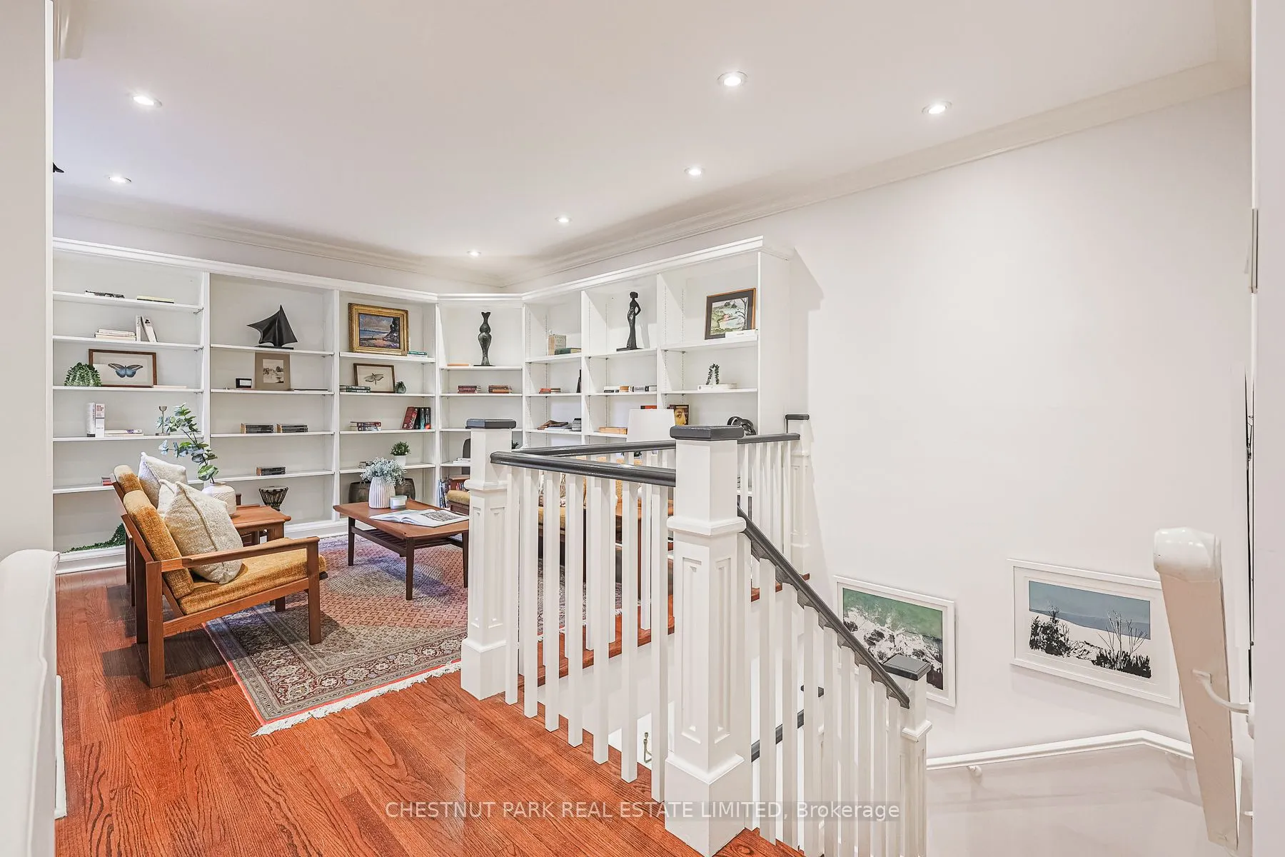 480 Oriole Parkway #111