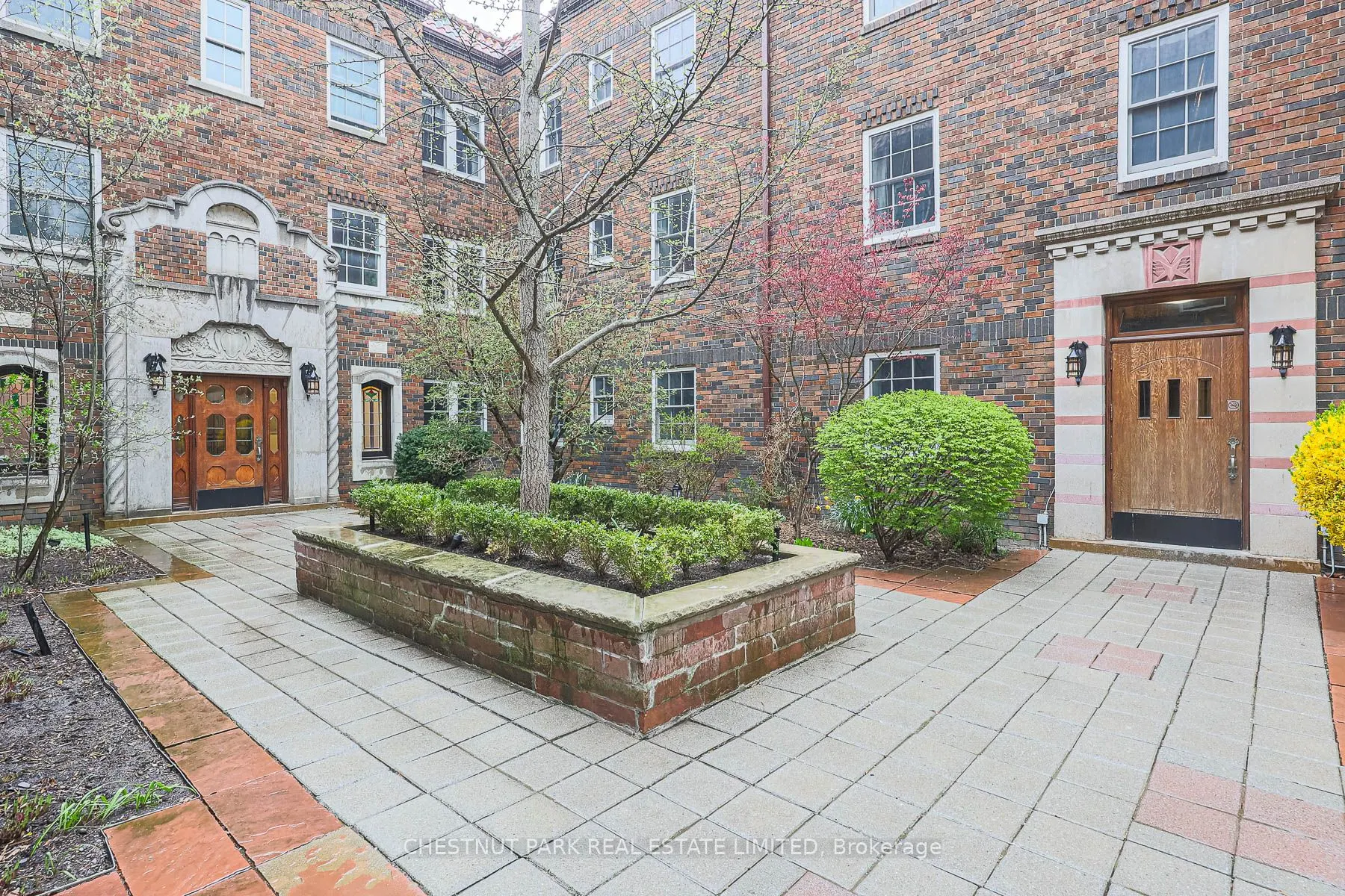 480 Oriole Parkway #111
