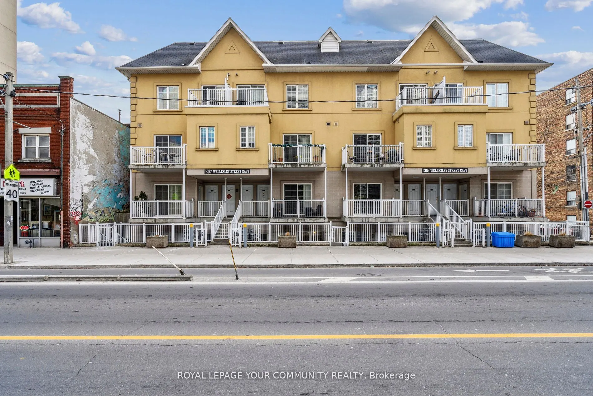 207 Wellesley Street E, #103