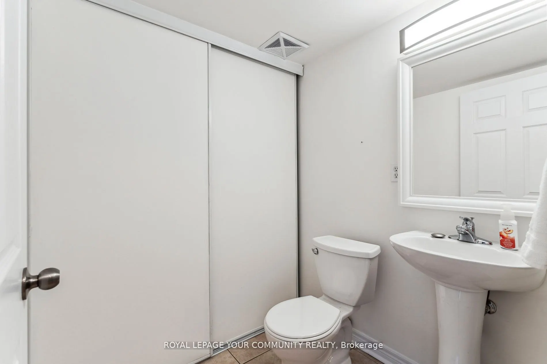 207 Wellesley Street E, #103