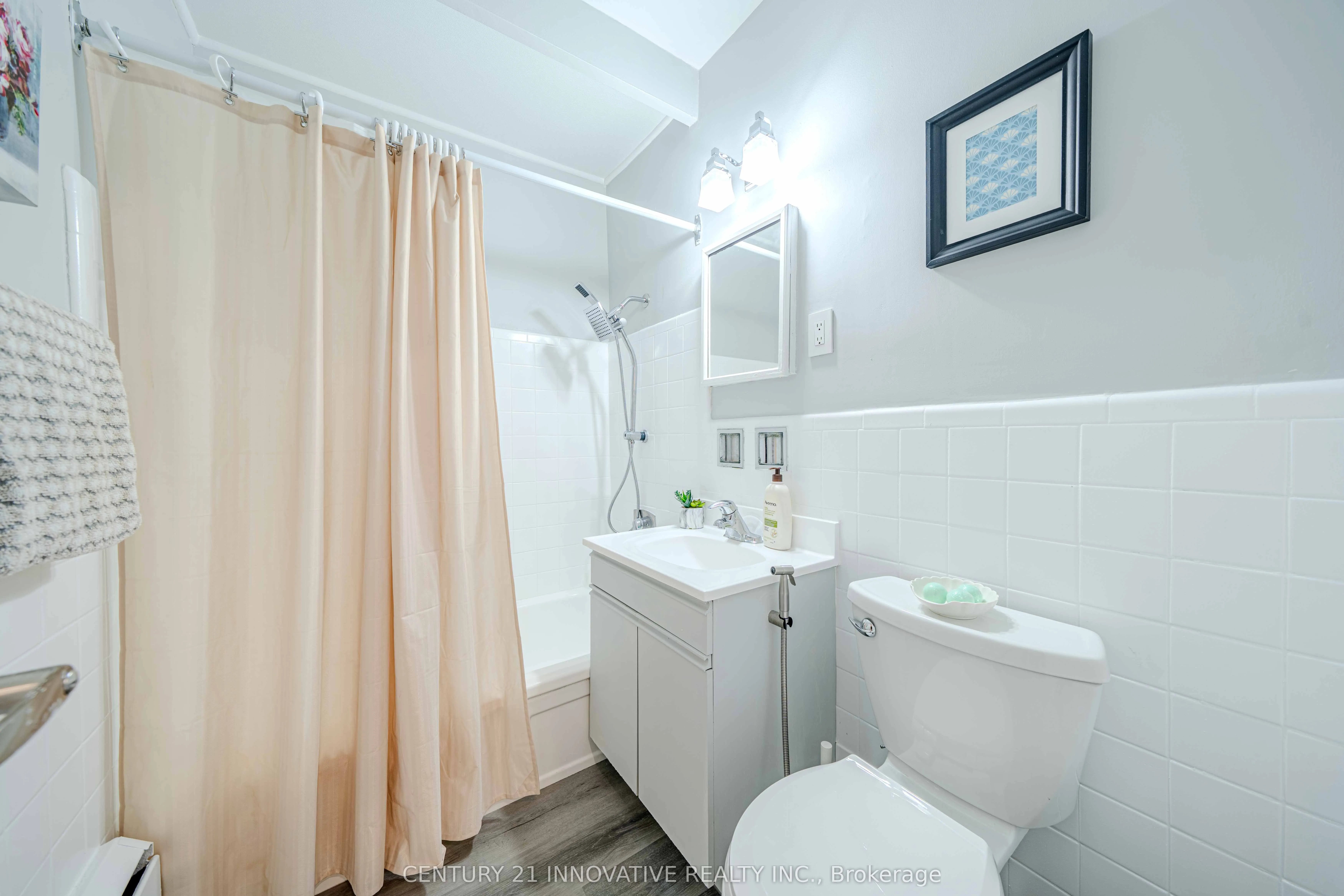 219 Wilson Avenue, #101