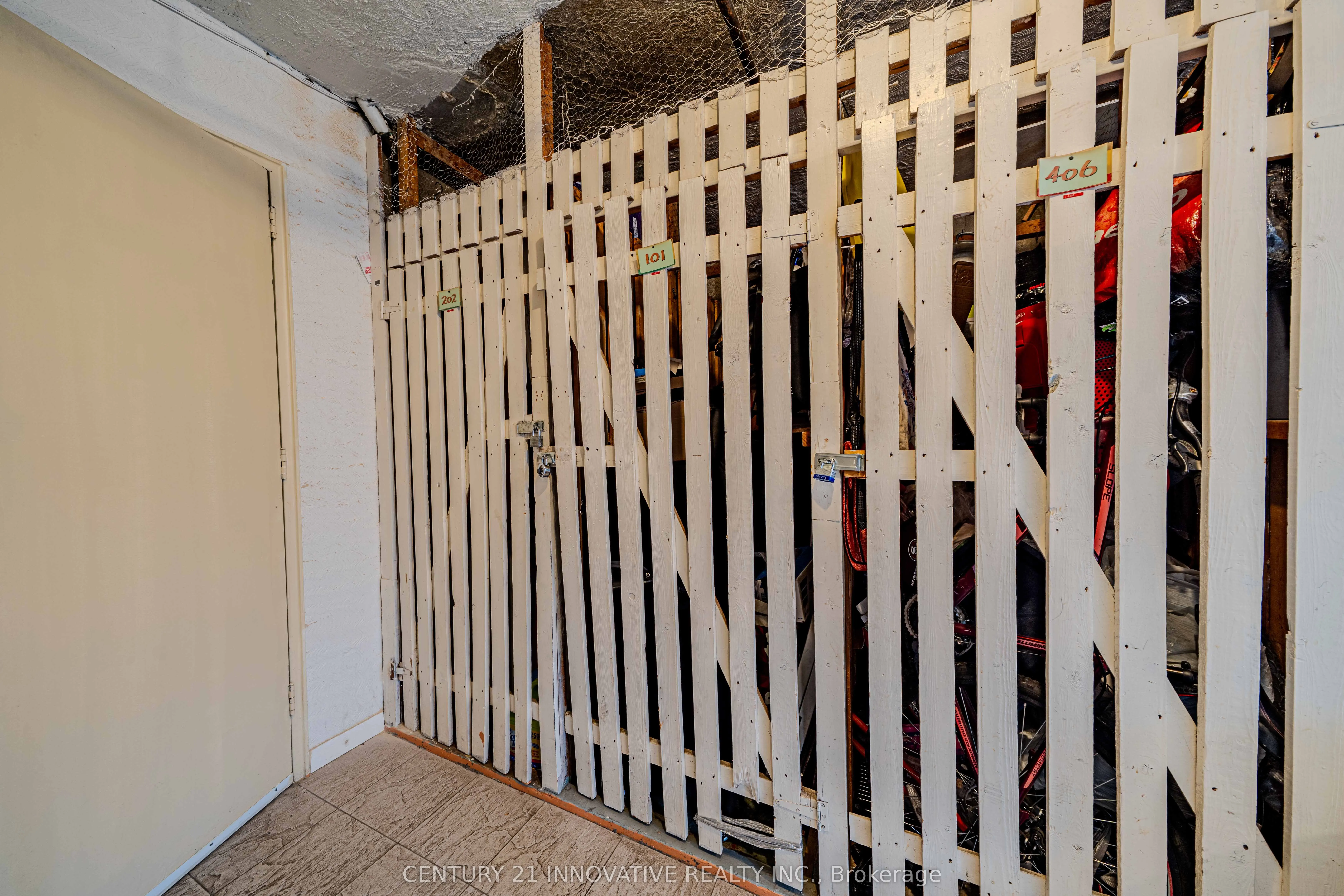 219 Wilson Avenue, #101