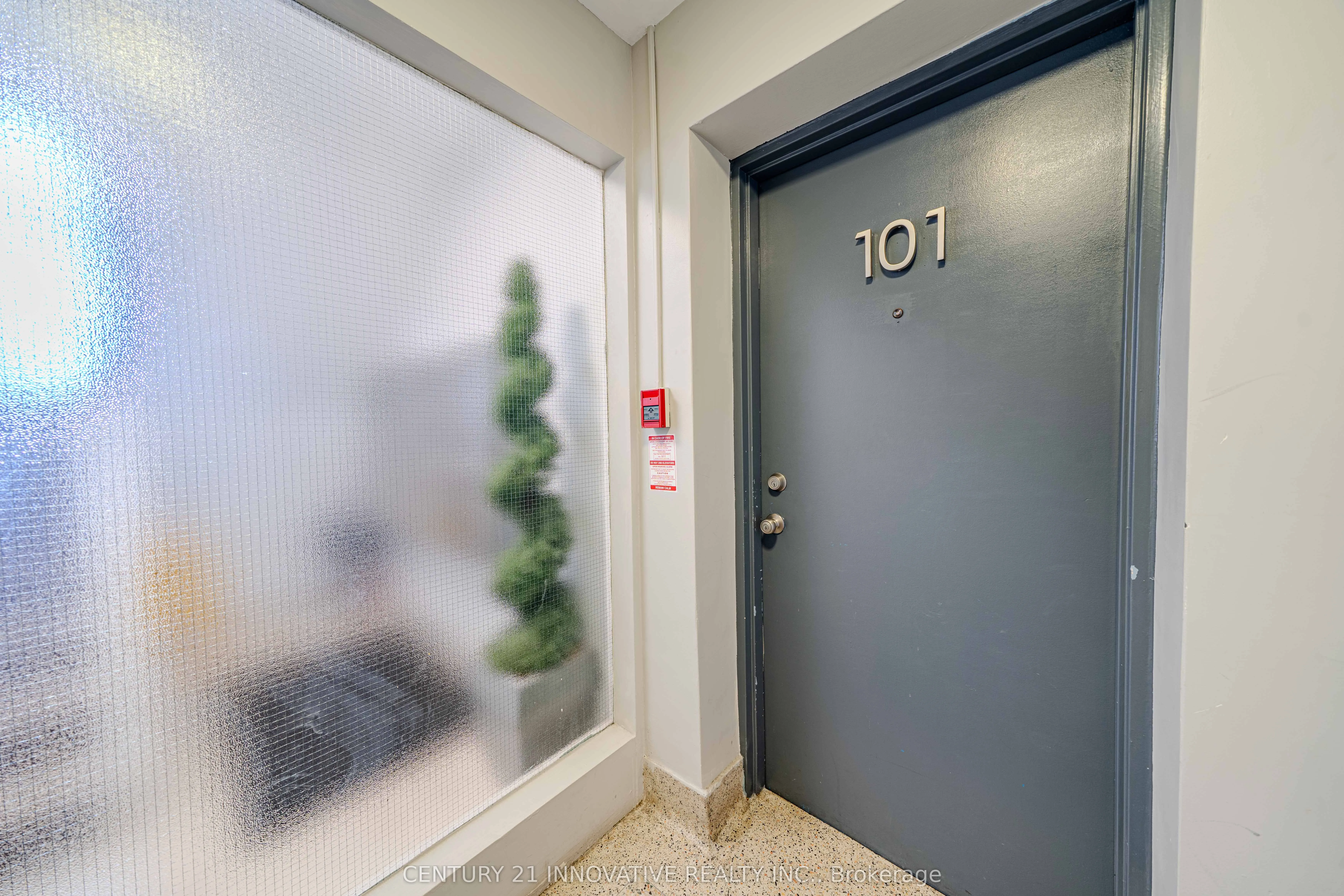 219 Wilson Avenue, #101