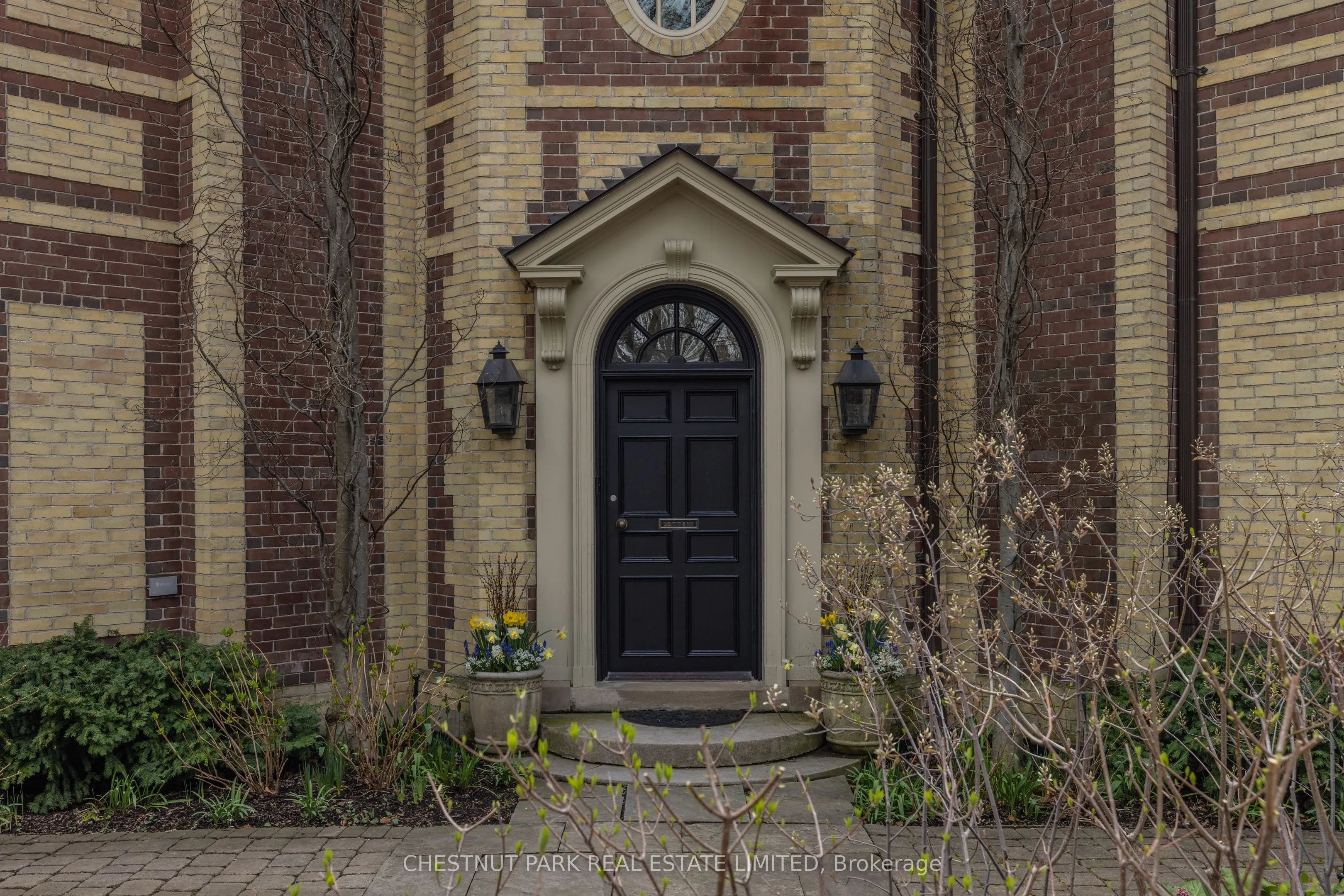 45 South Drive