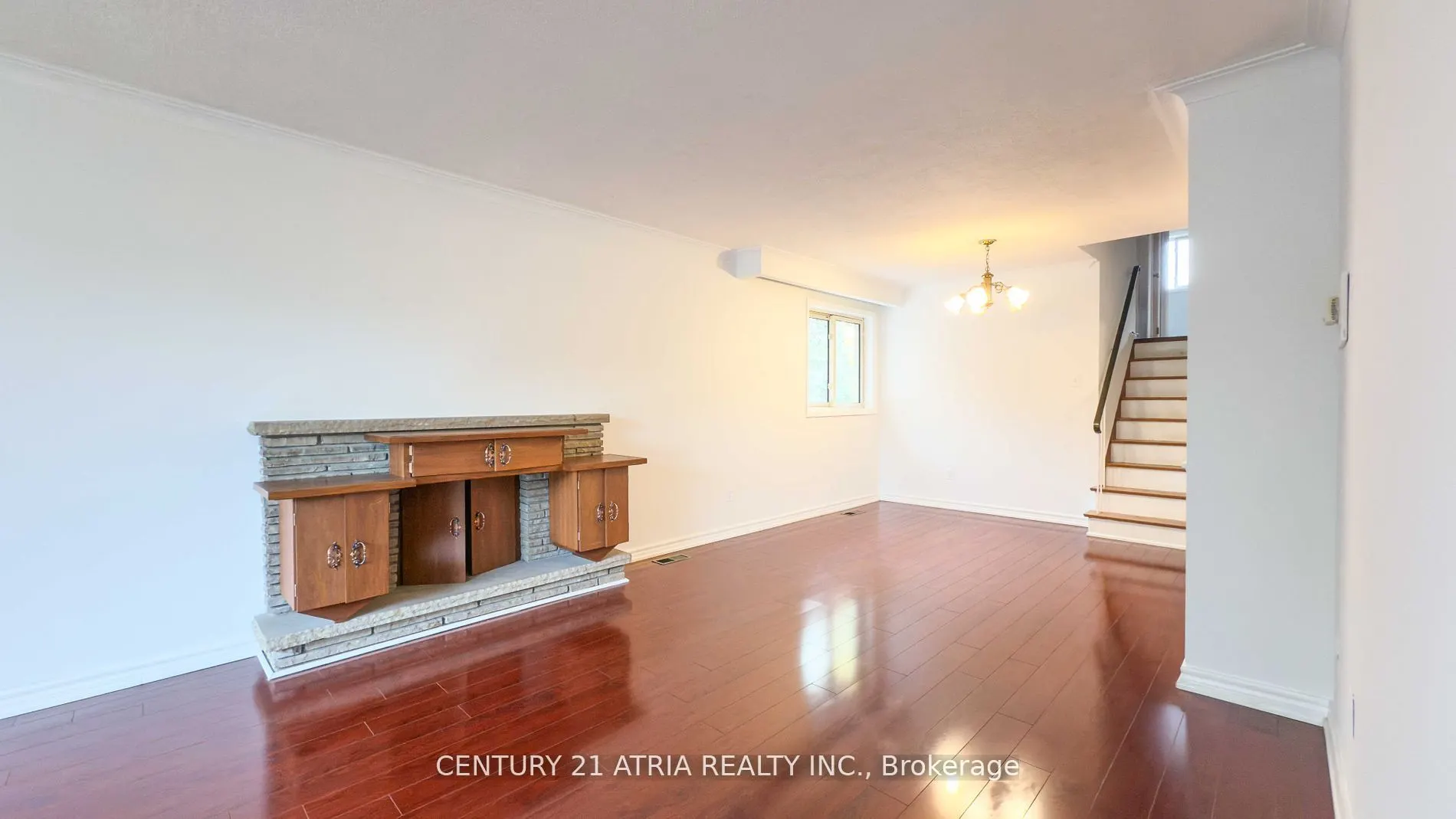 33 Hopperton Drive