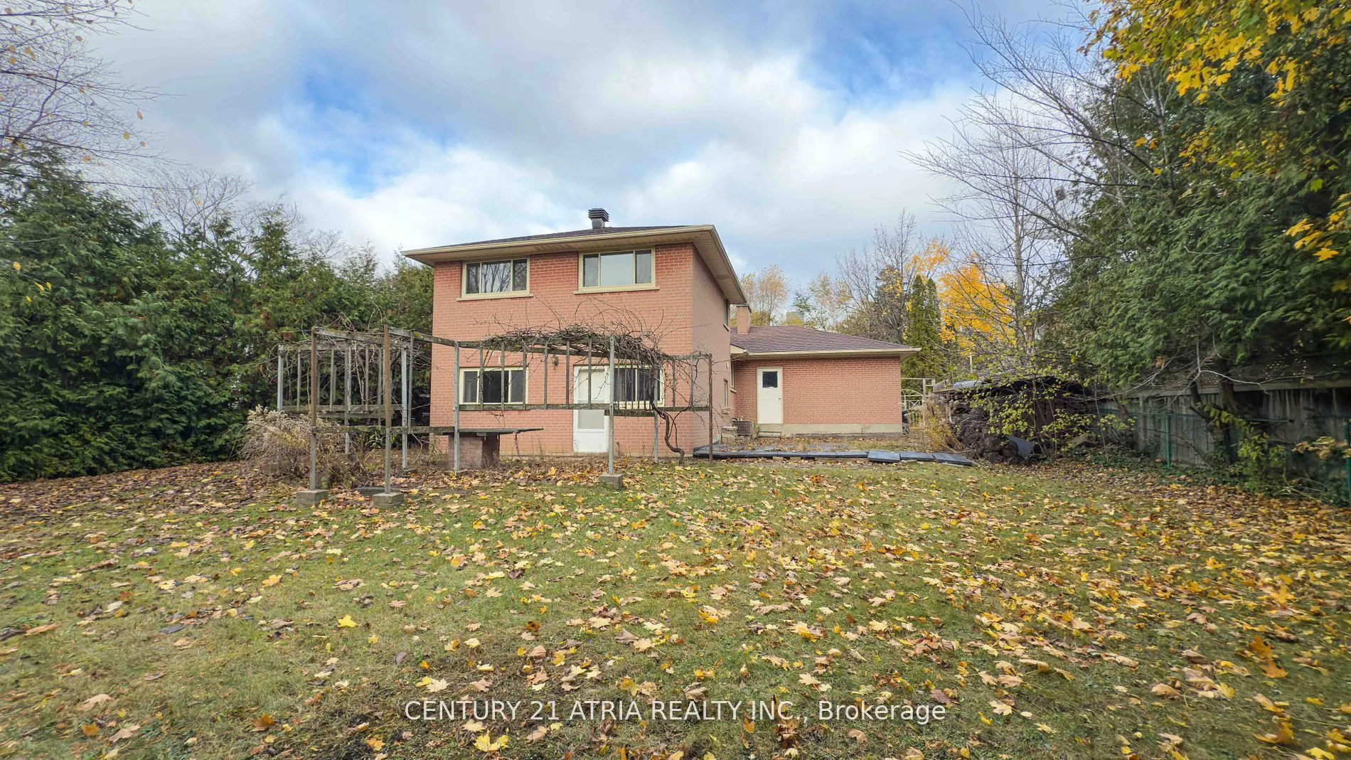 33 Hopperton Drive