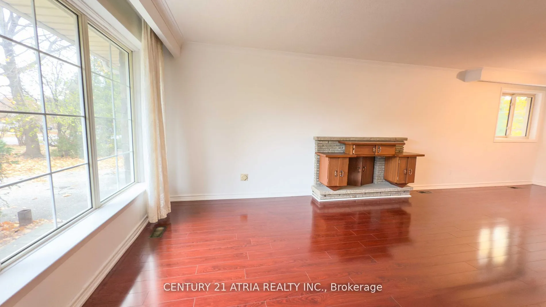 33 Hopperton Drive
