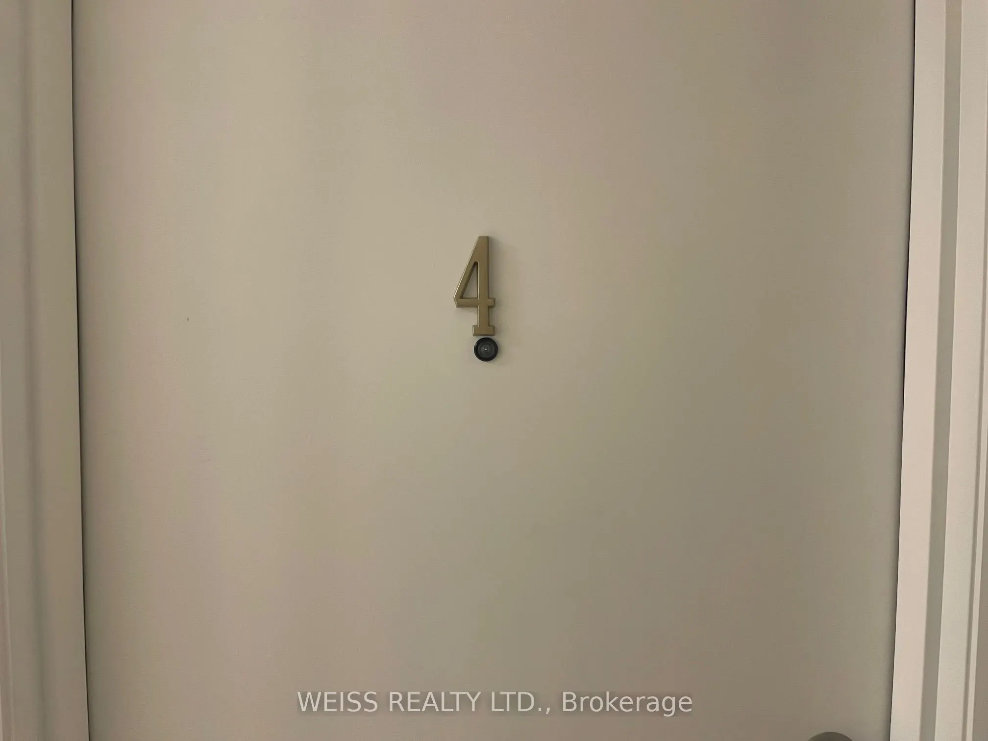 517 Eglinton Avenue W, #4