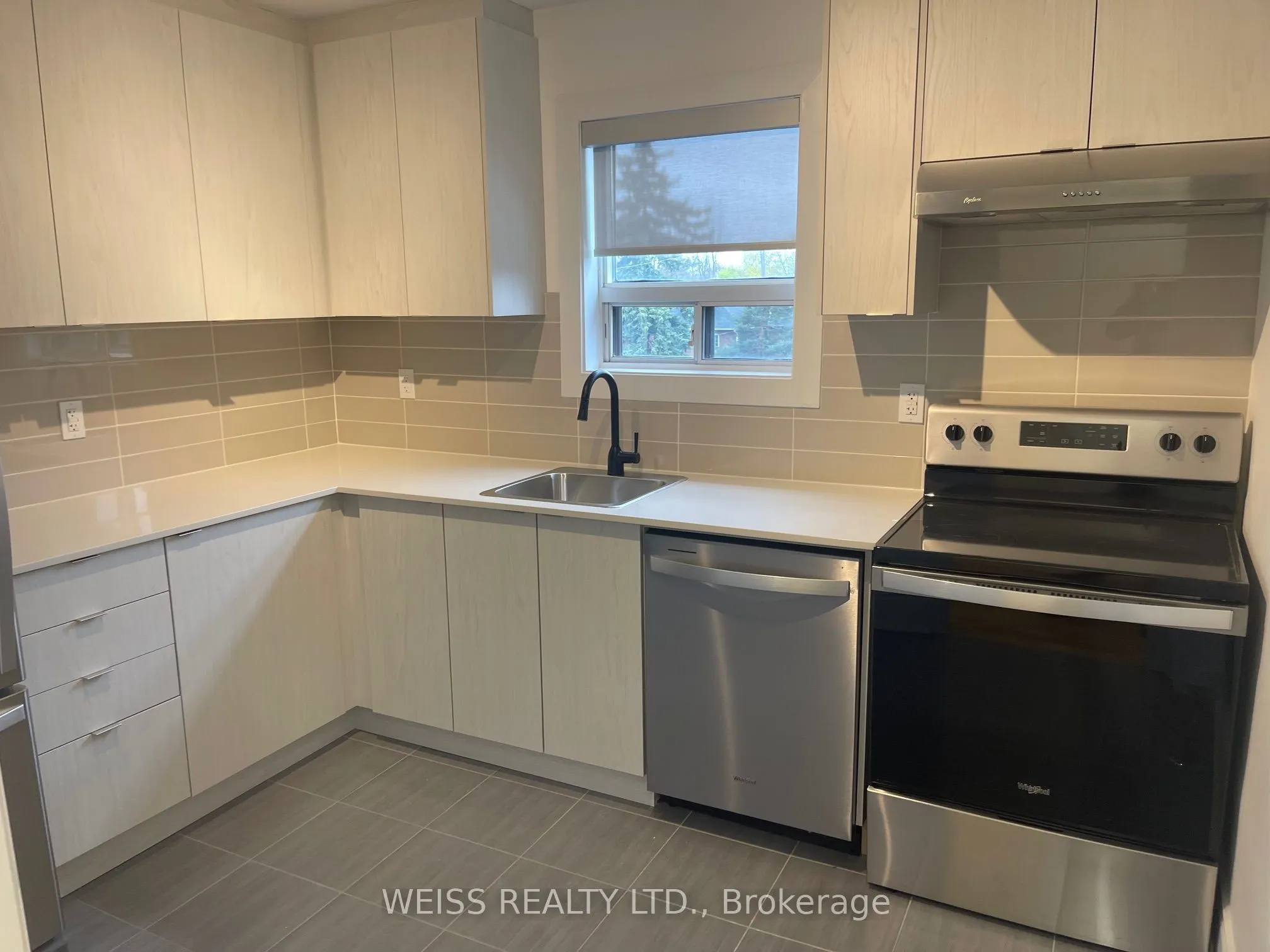 517 Eglinton Avenue W, #3