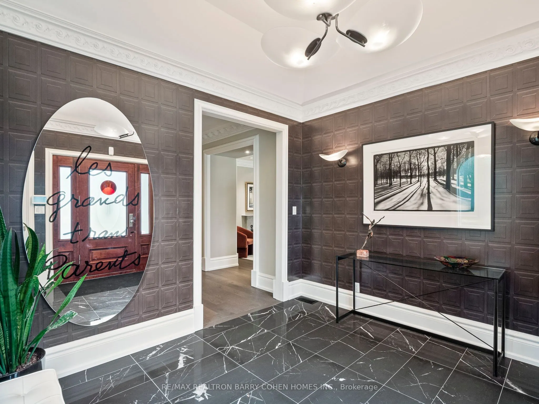 16 Clarendon Avenue