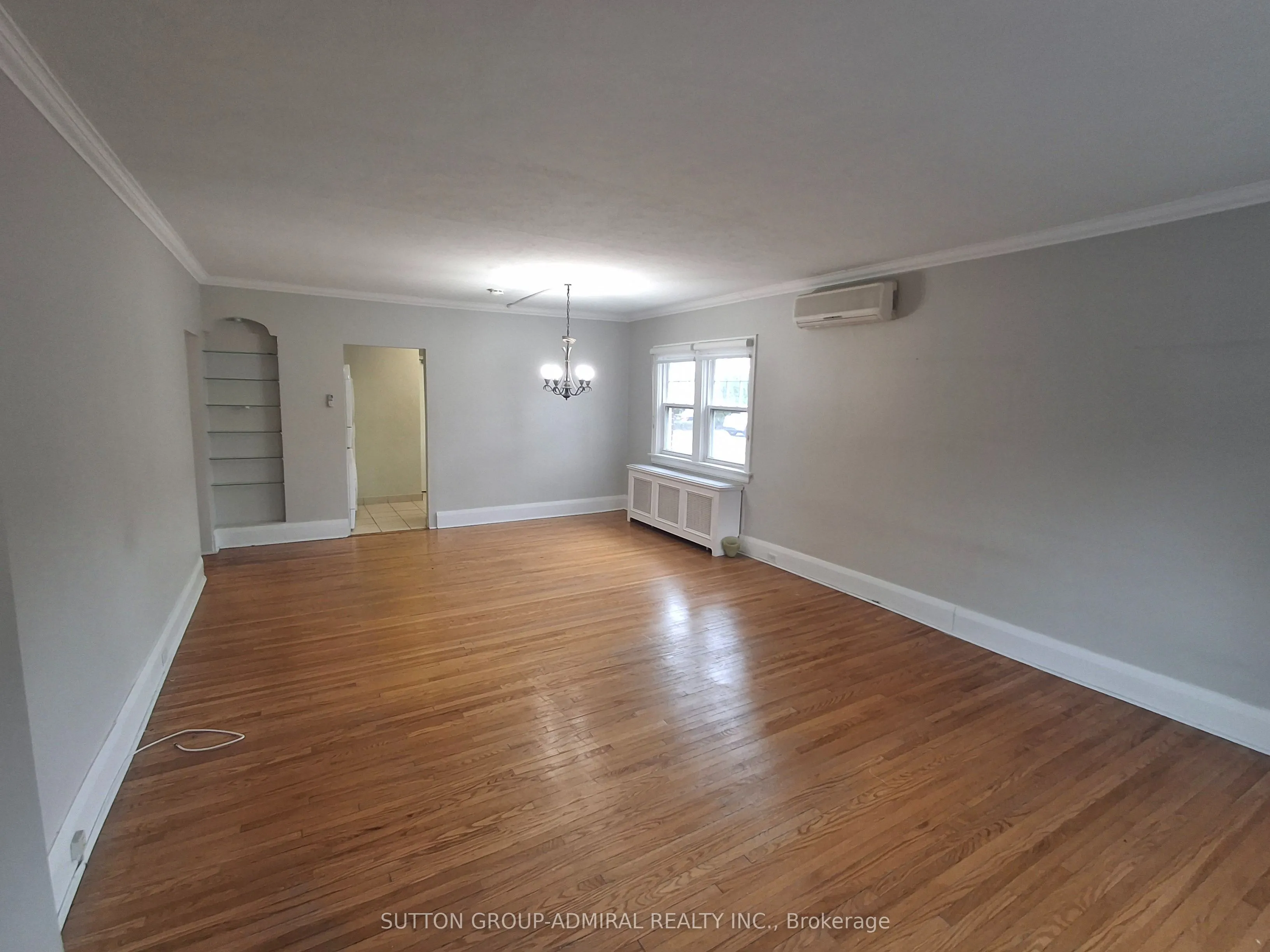 1220 Avenue Road #1