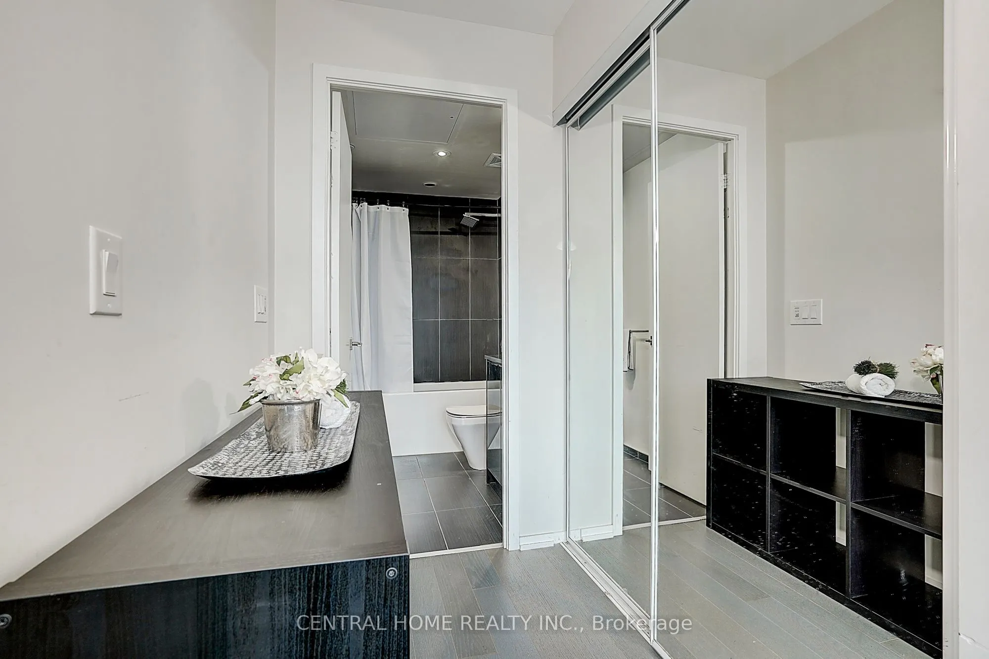 70 Temperance Street, #3501