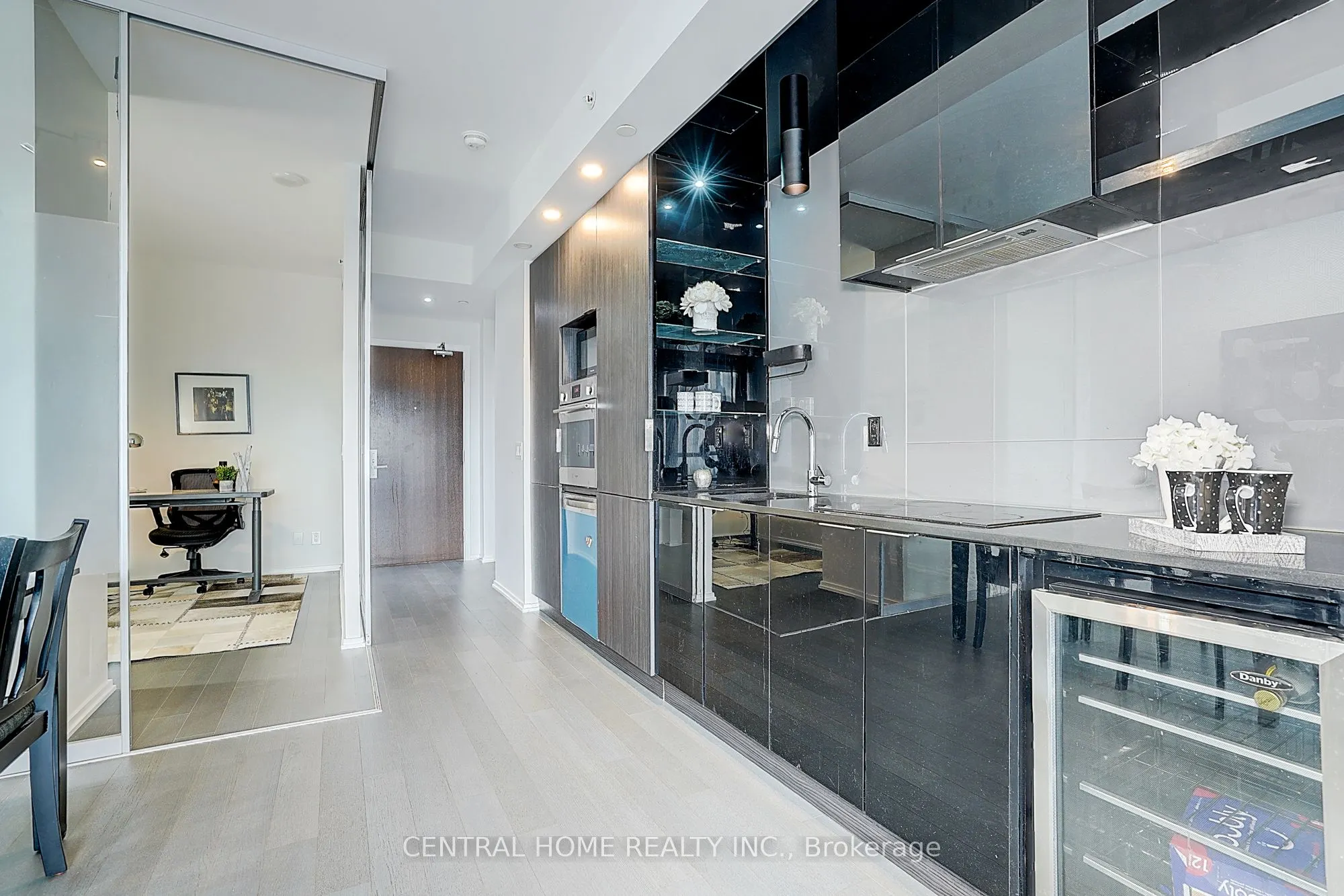 70 Temperance Street, #3501