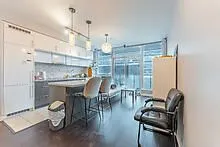 8 Mercer Street, #401