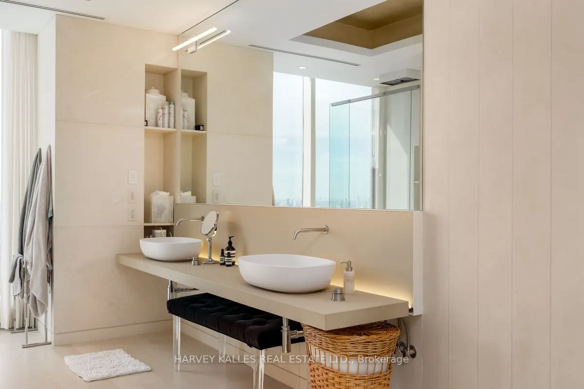 50 Yorkville Avenue, #4403