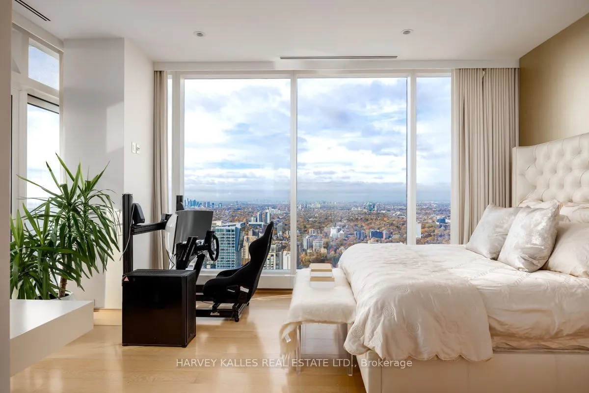 50 Yorkville Avenue, #4403