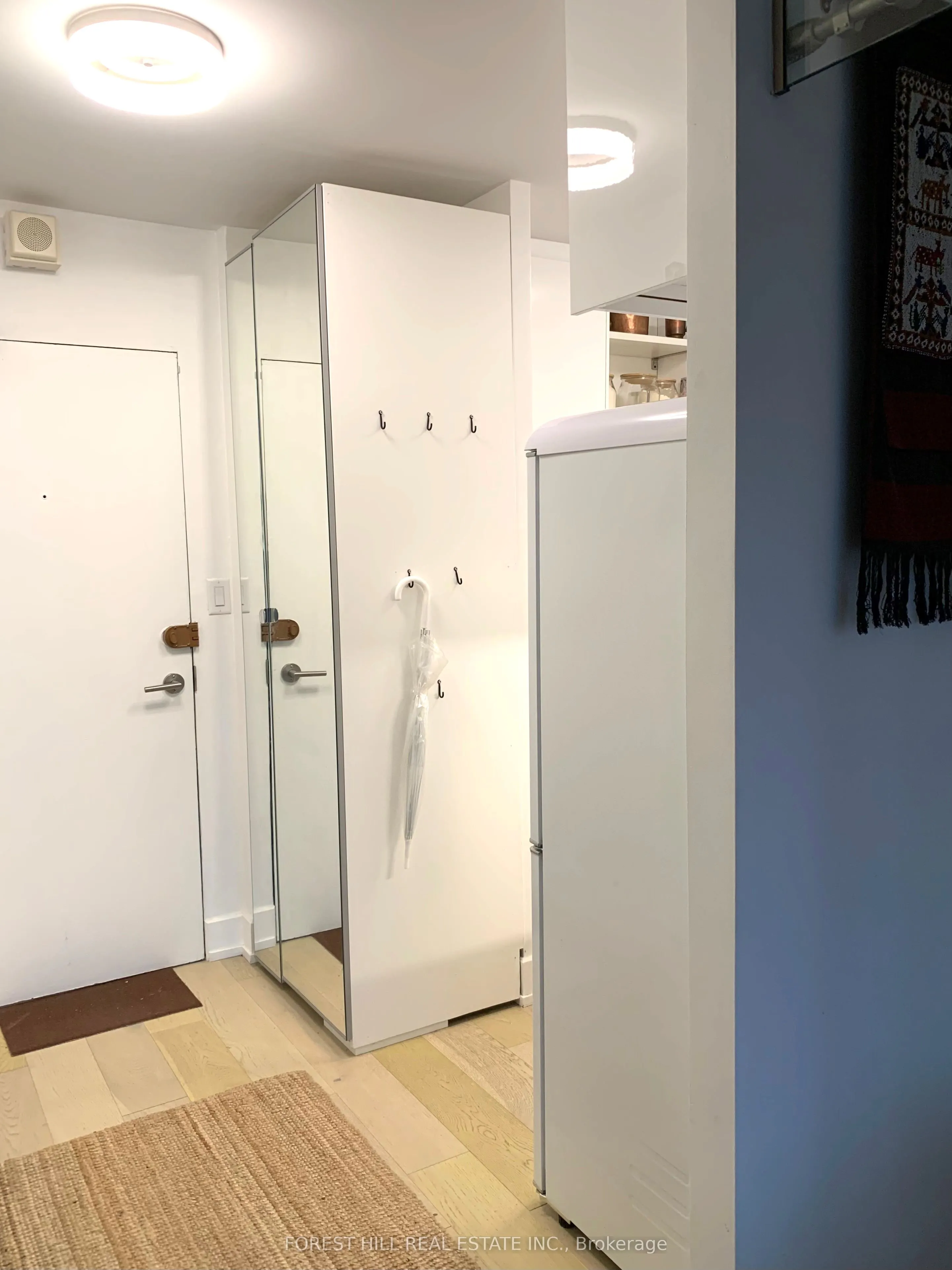 40 Homewood Avenue #208