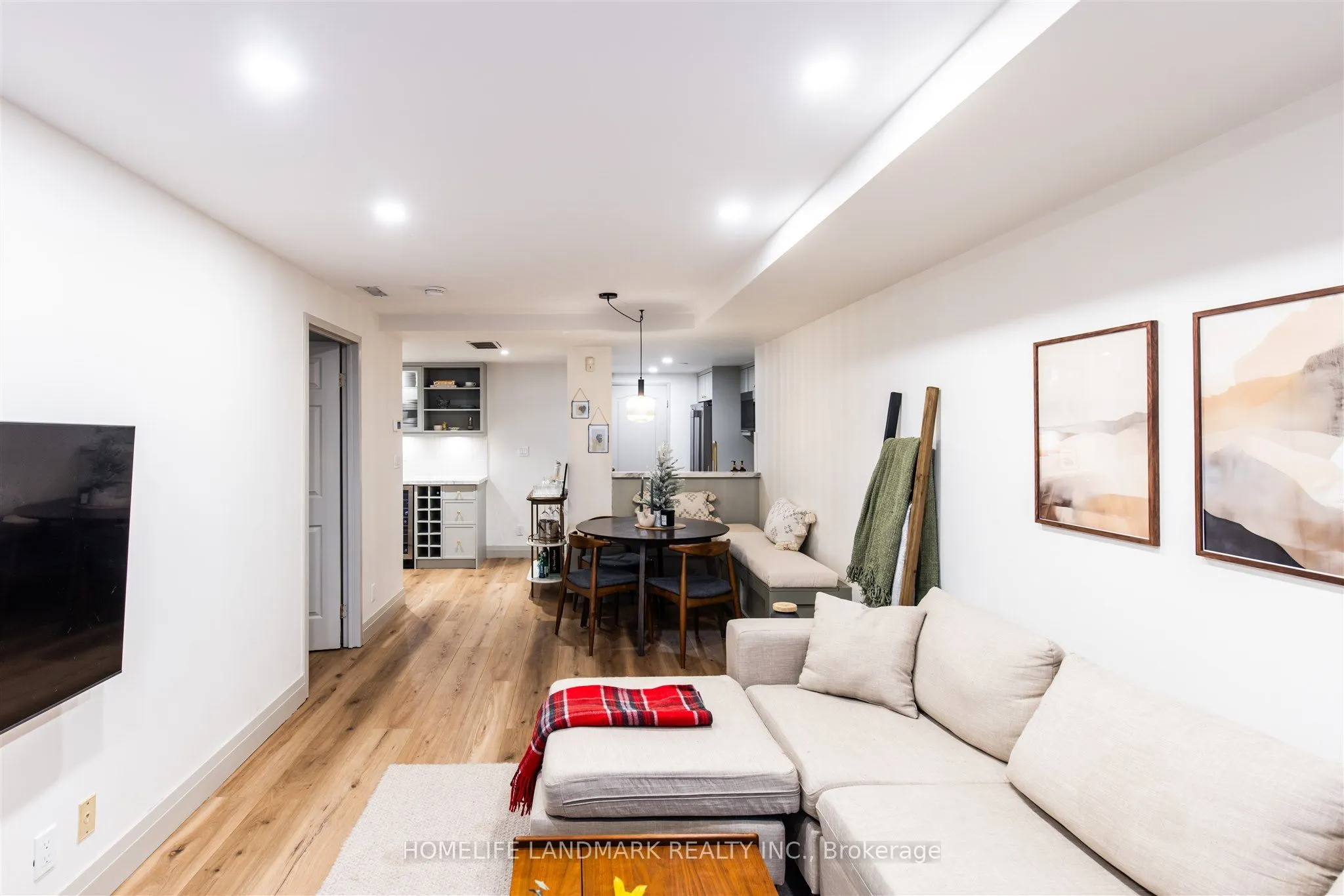 9 Greenbriar Road, #201