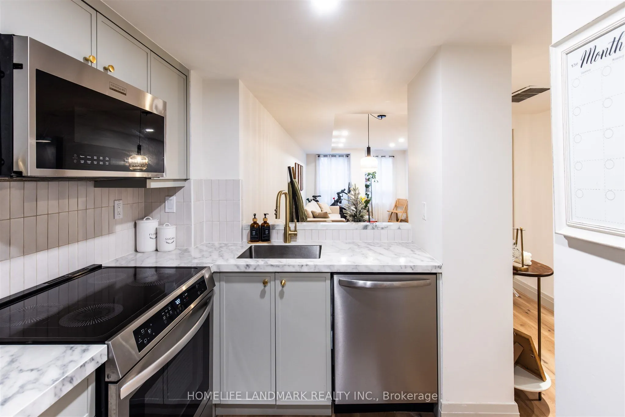 9 Greenbriar Road, #201