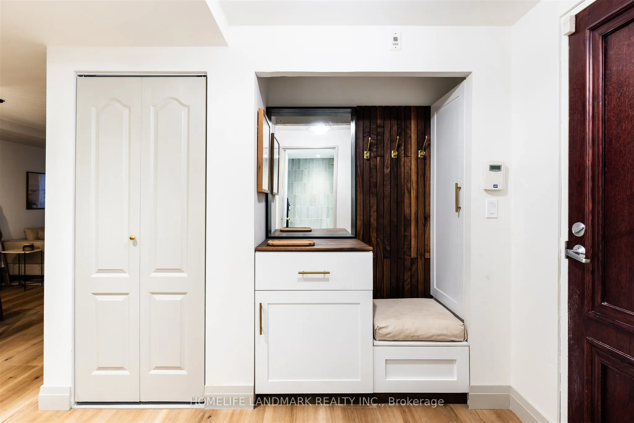 9 Greenbriar Road, #201