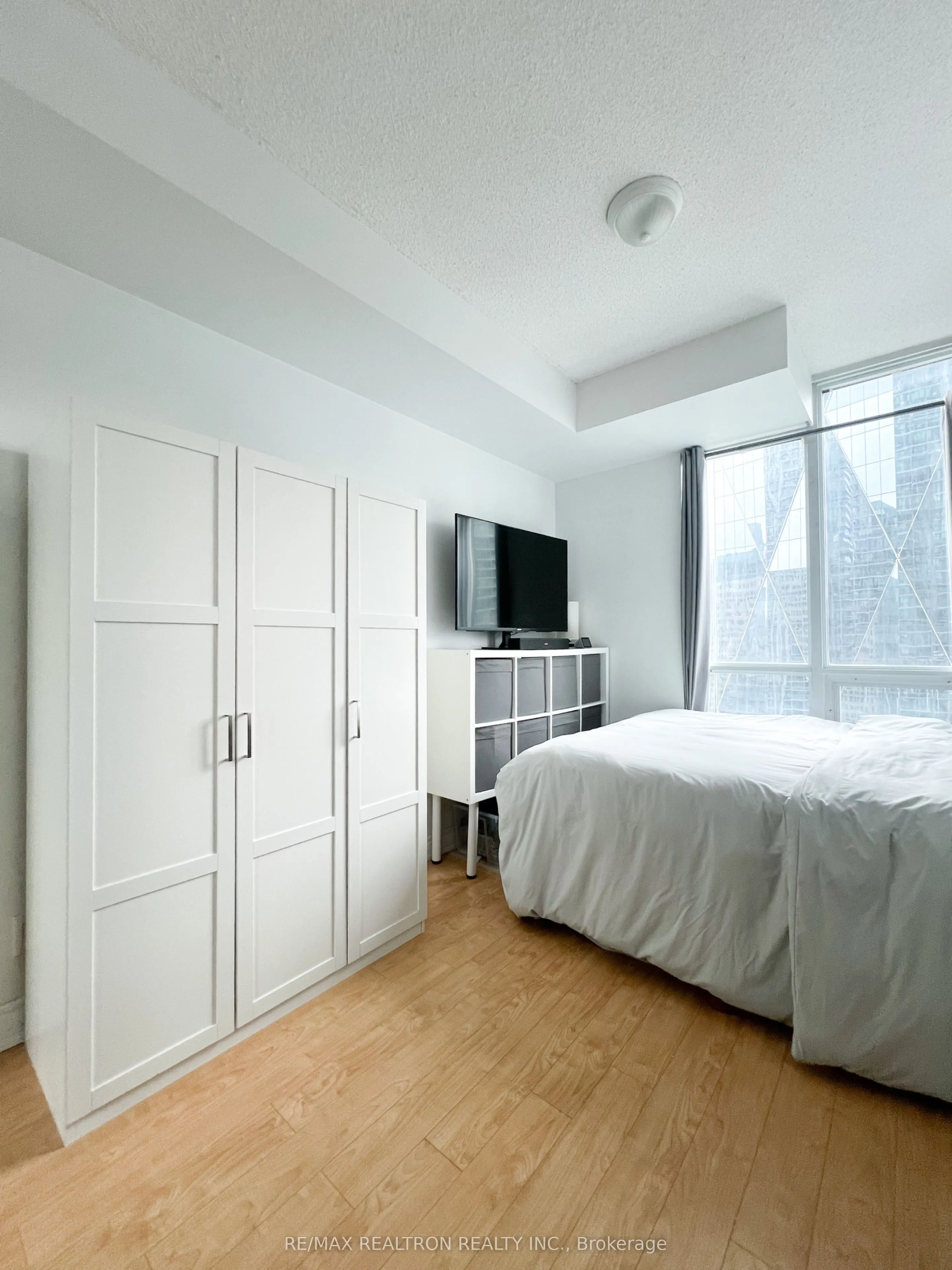 18 Harbour Street #2104