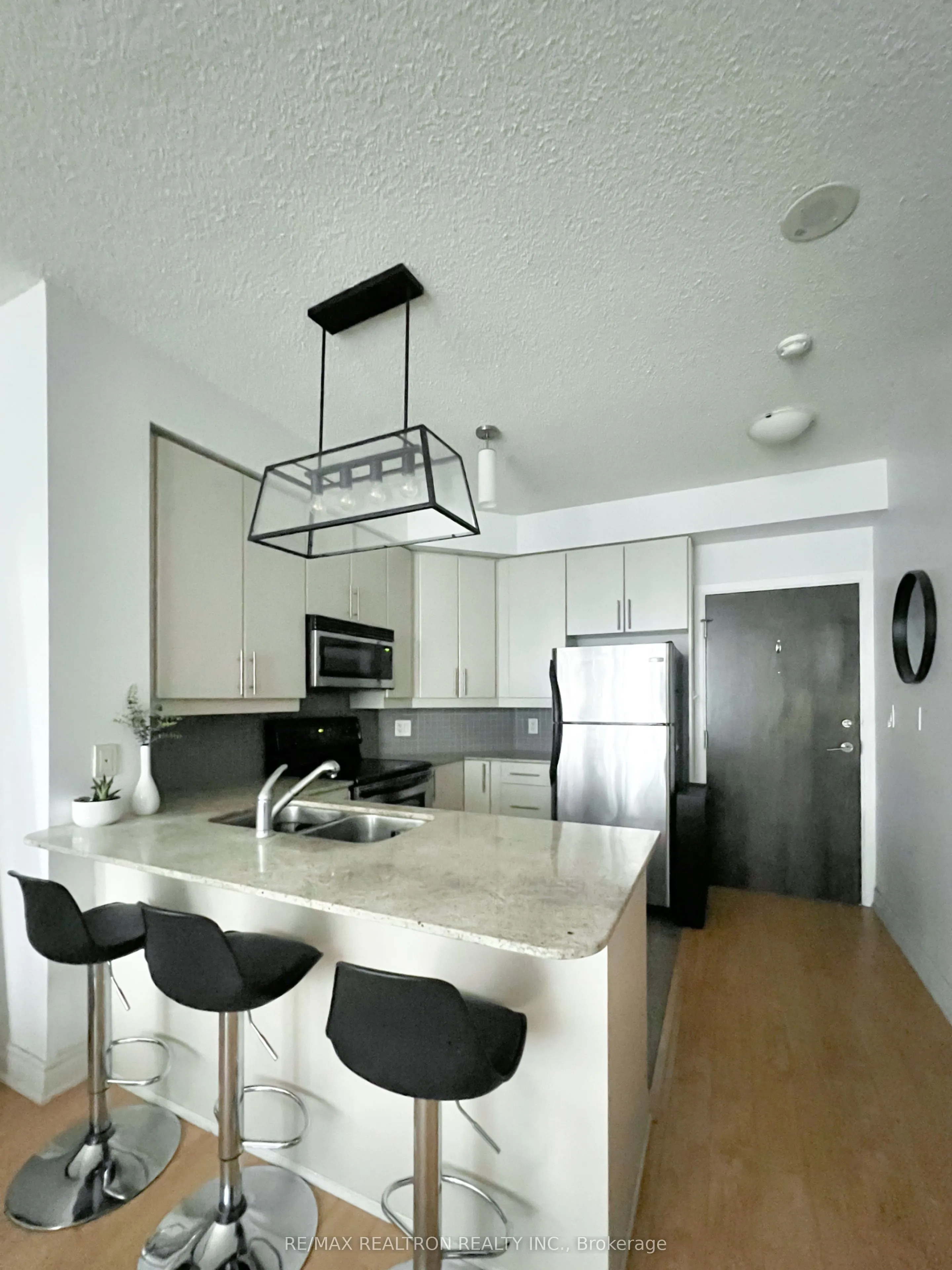18 Harbour Street #2104