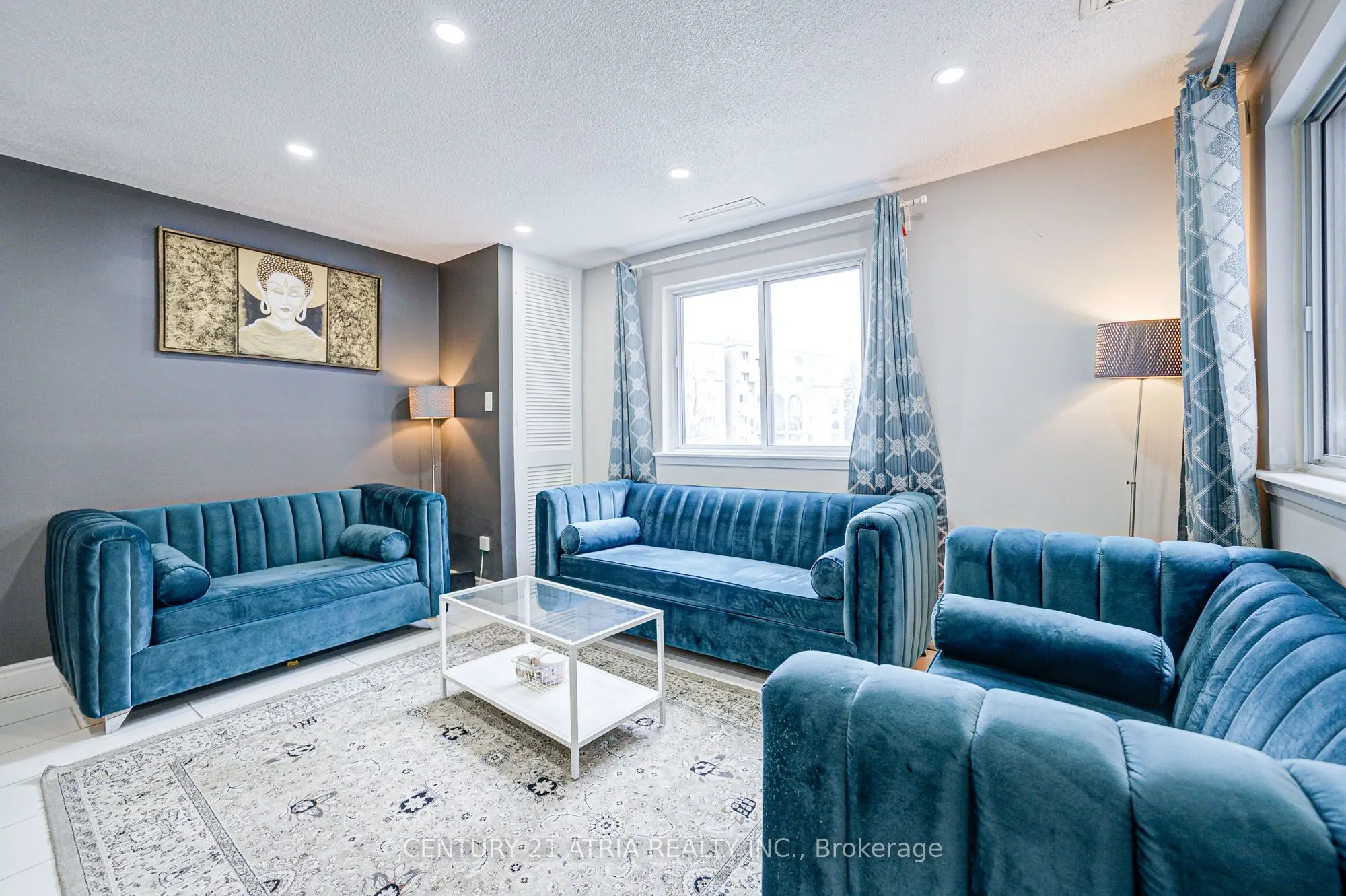 4001 Don Mills Road, #233