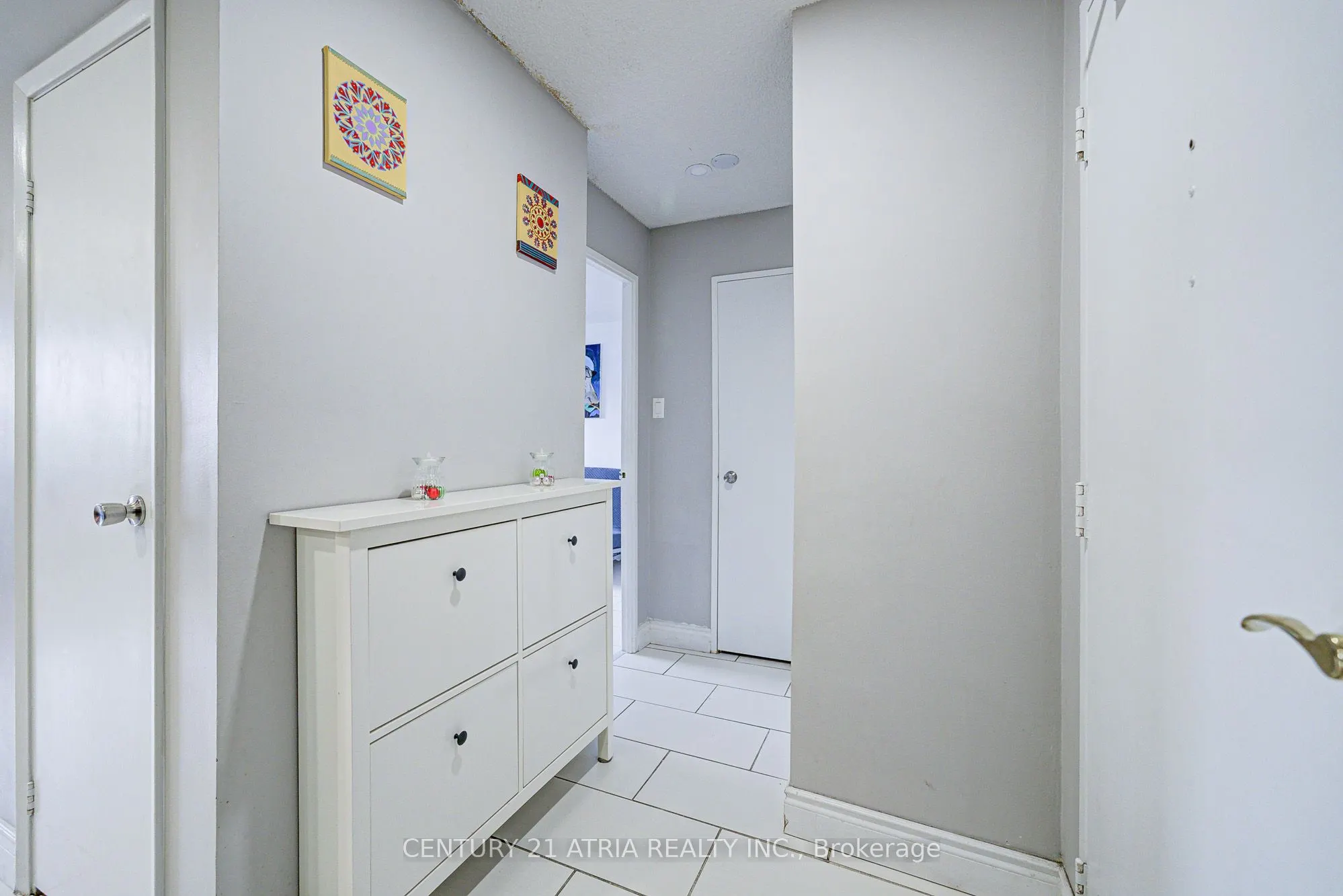 4001 Don Mills Road, #233