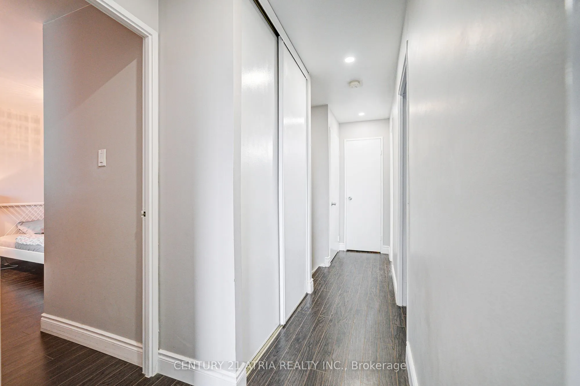 4001 Don Mills Road, #233