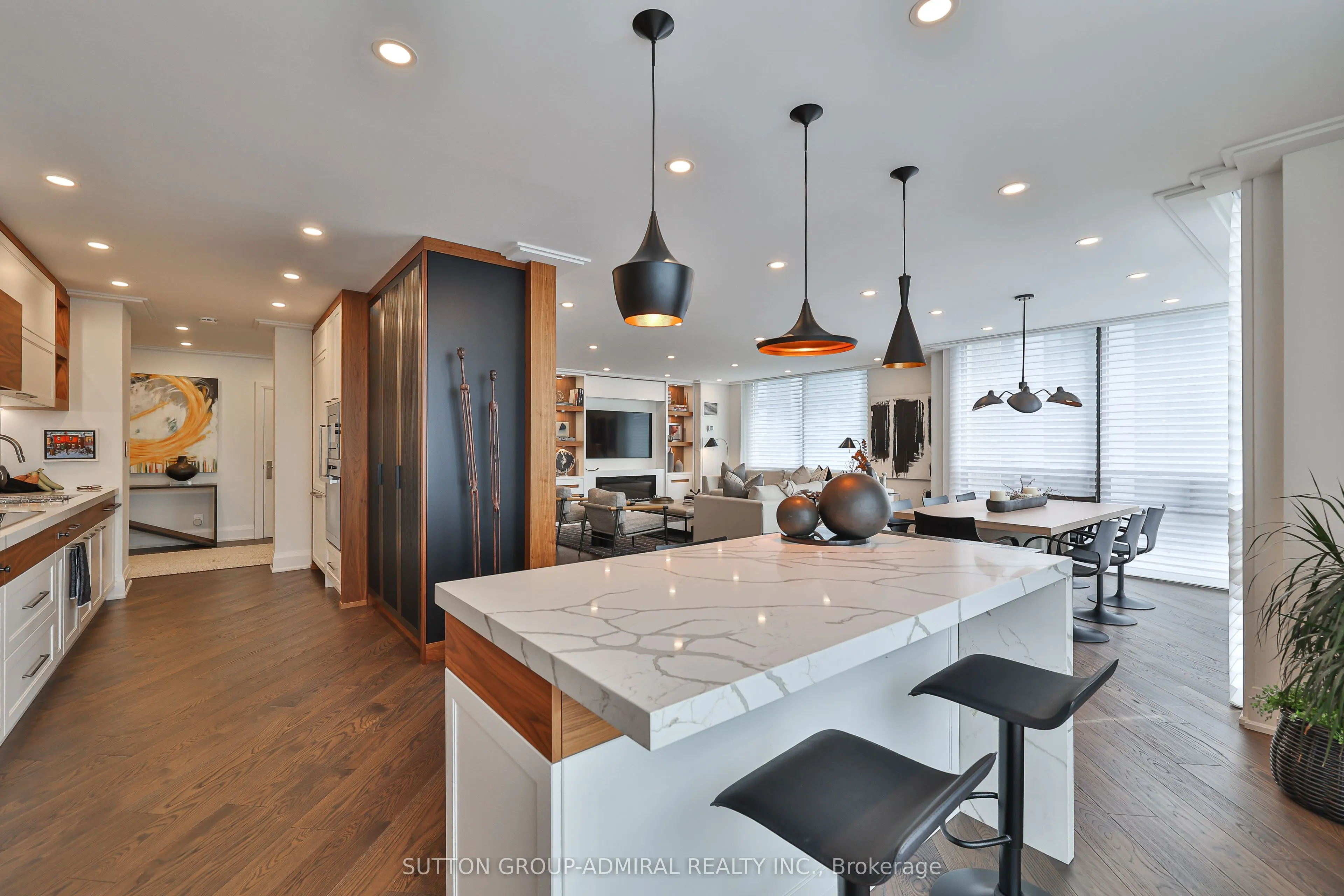619 Avenue Road #1404