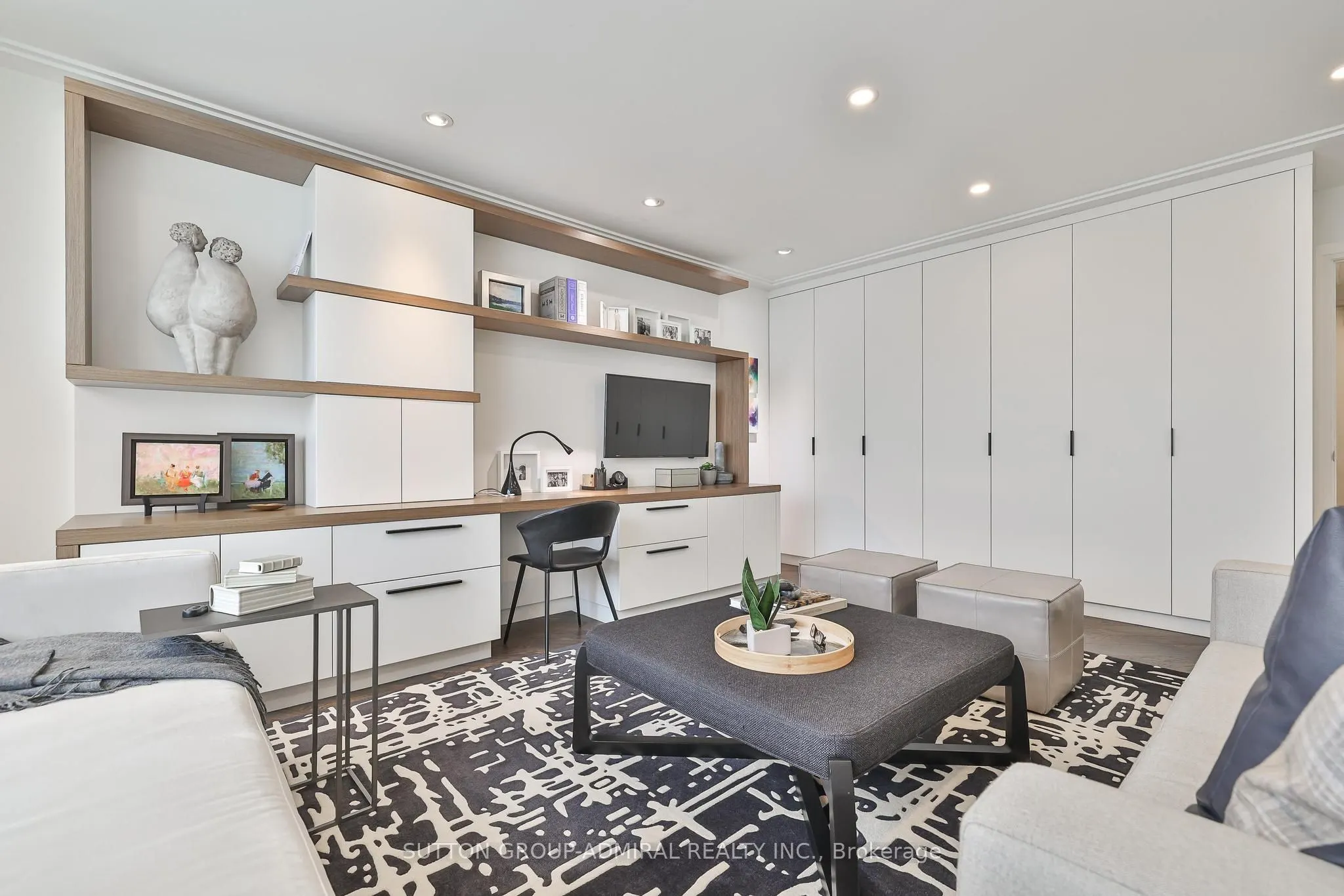 619 Avenue Road #1404