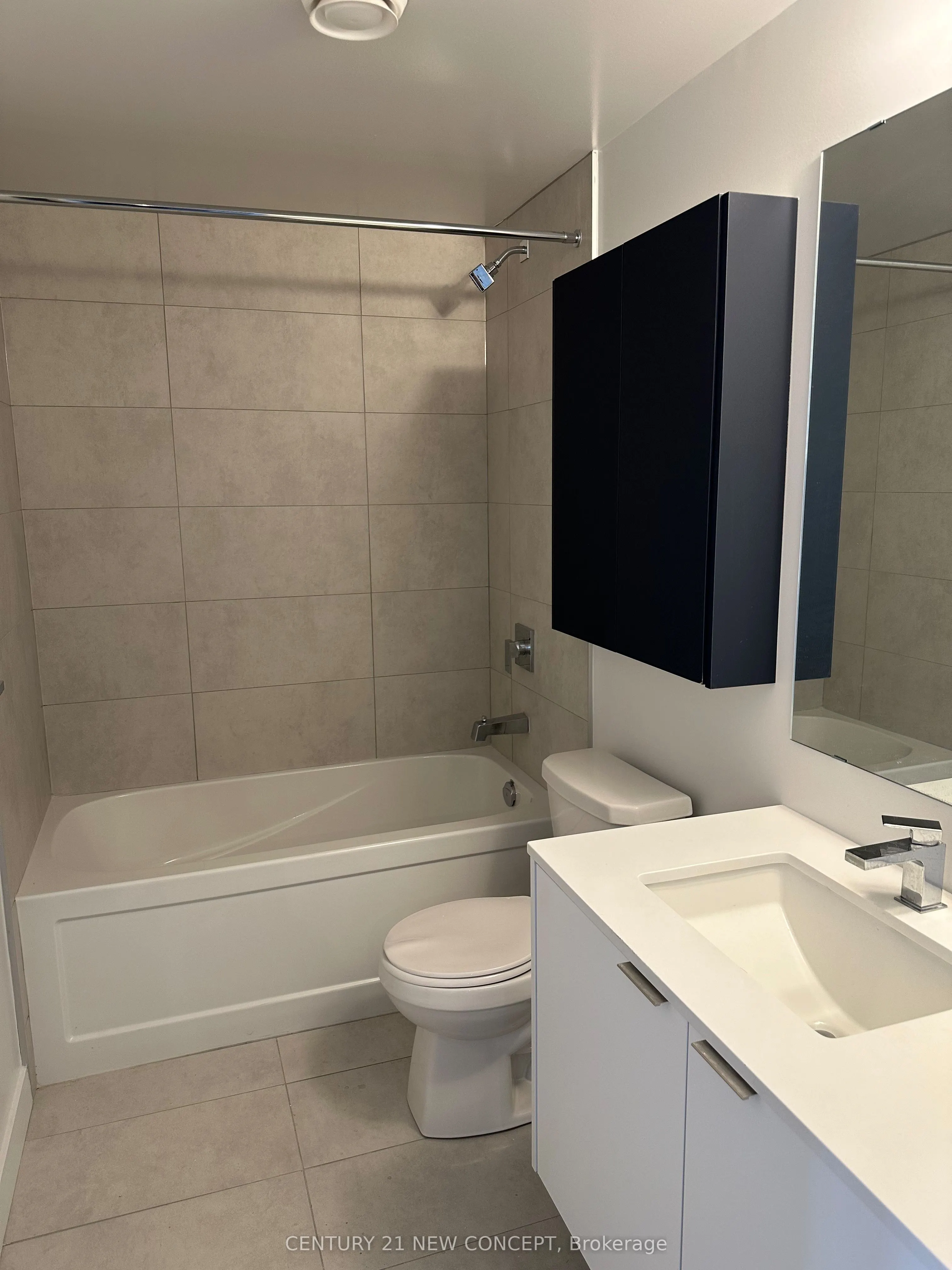 8 Tippett Road, #1402