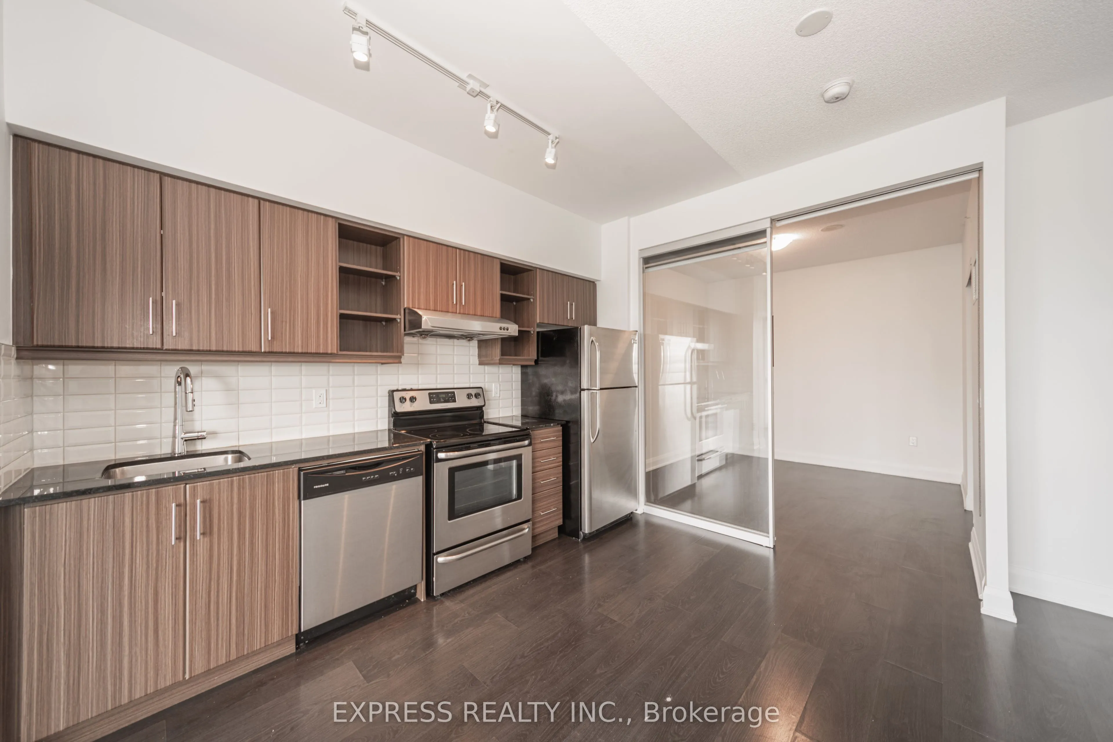 160 Vanderhoof Avenue, #716