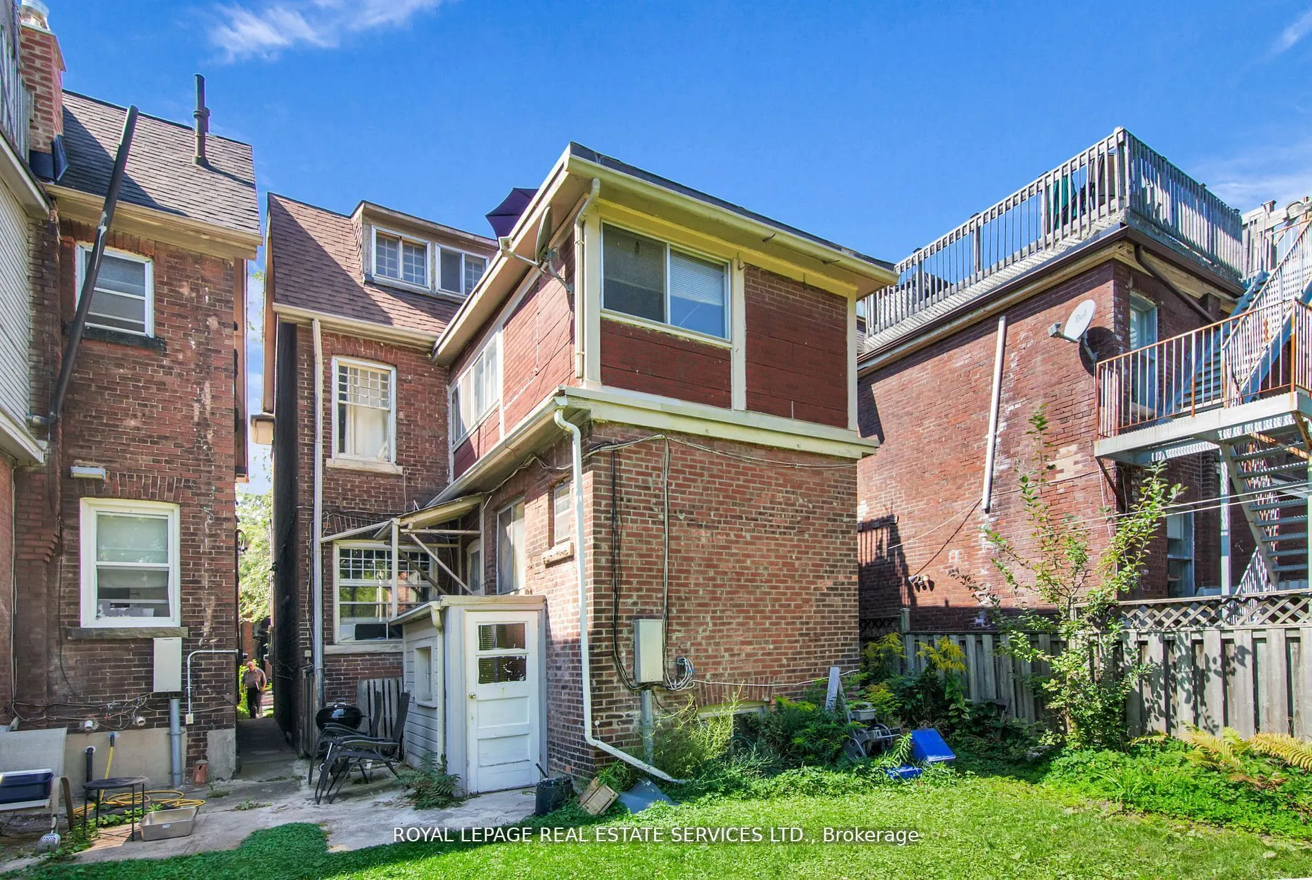 577 Huron Street
