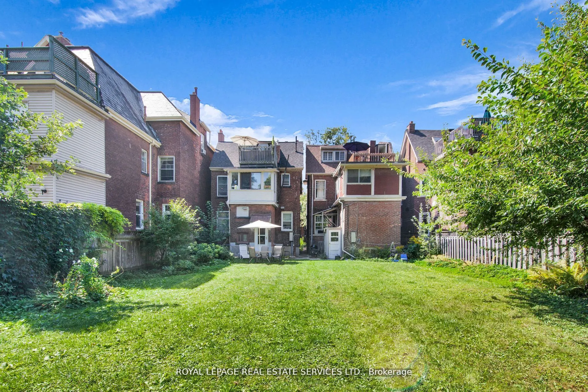 577 Huron Street
