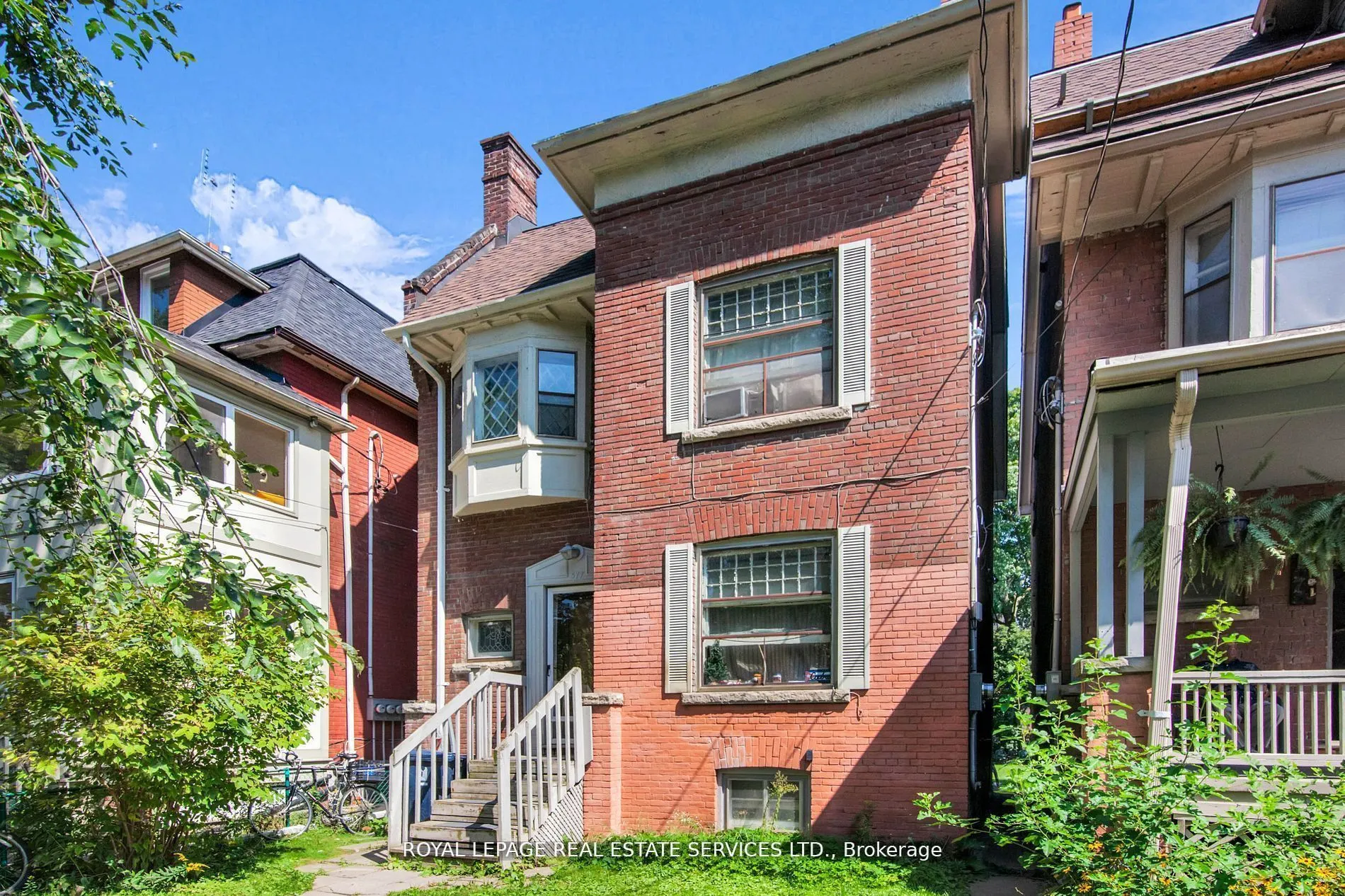 577 Huron Street