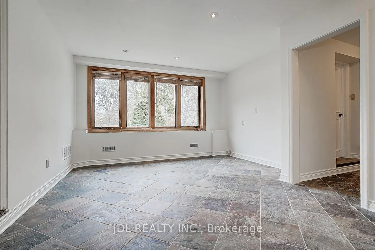 54 Plymbridge Road