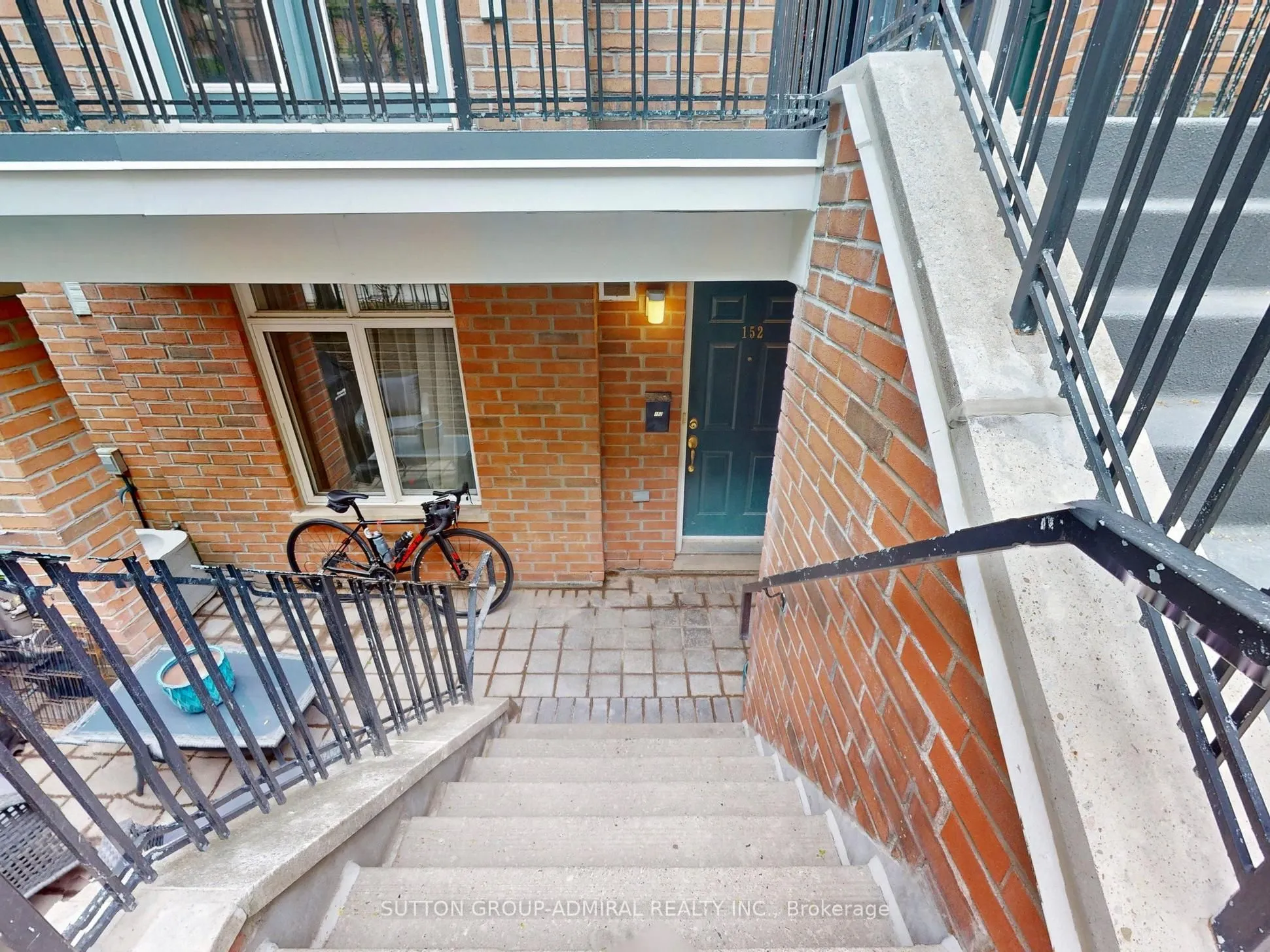415 Jarvis Street, #152