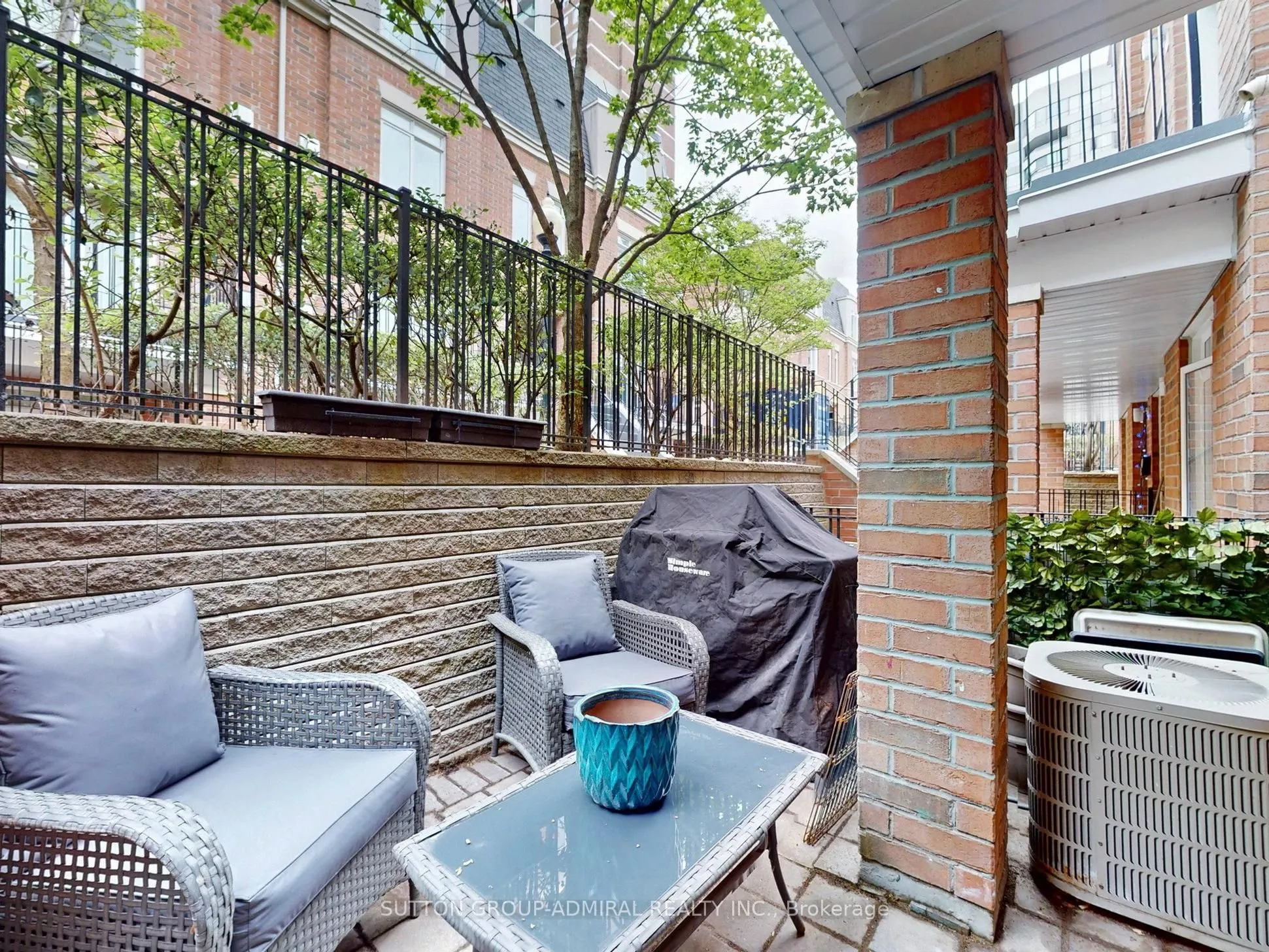 415 Jarvis Street, #152