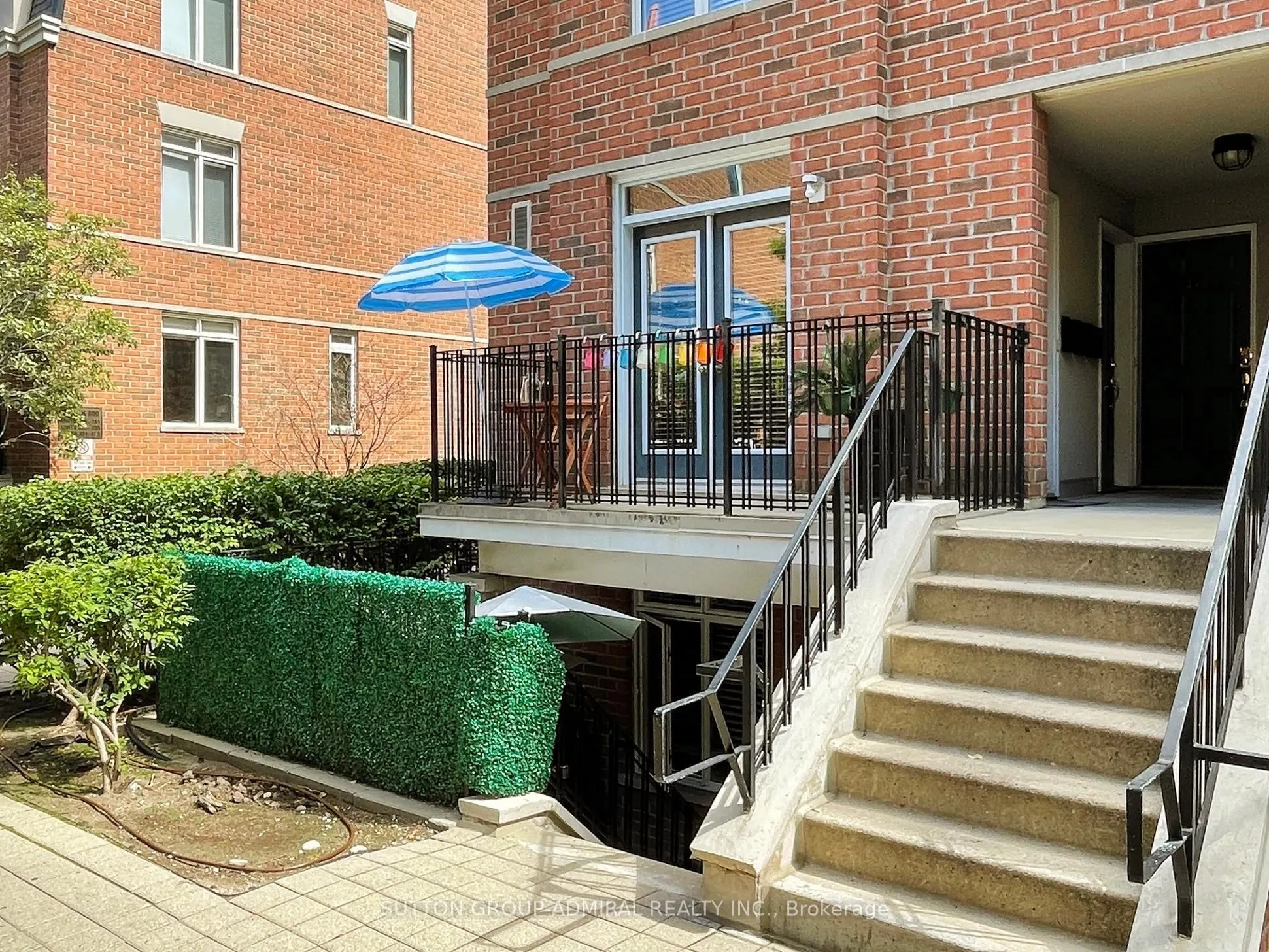 415 Jarvis Street, #152