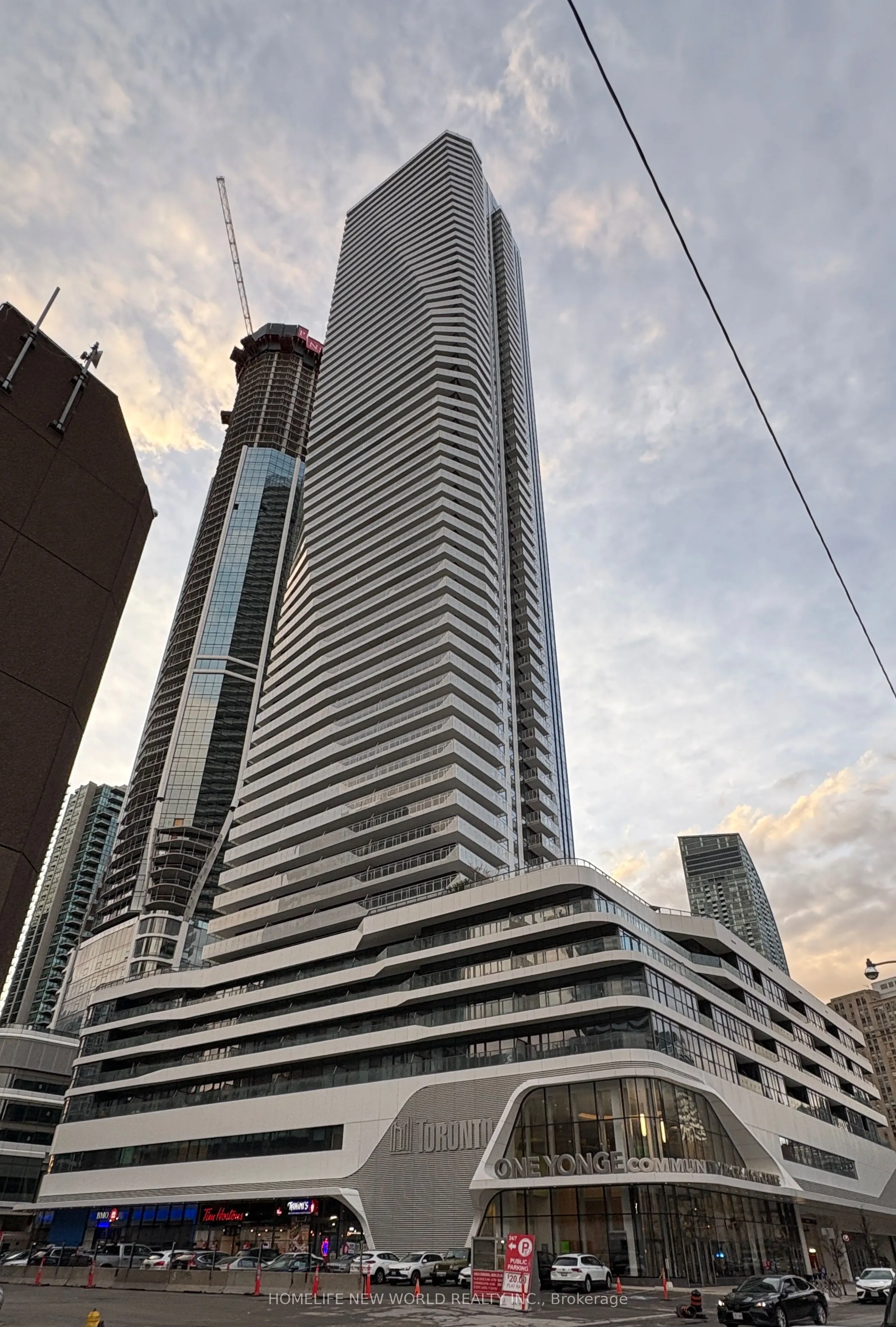 28 Freeland Street, #3202