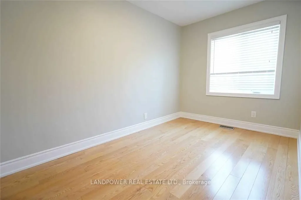 140 Manning Avenue, #Upper