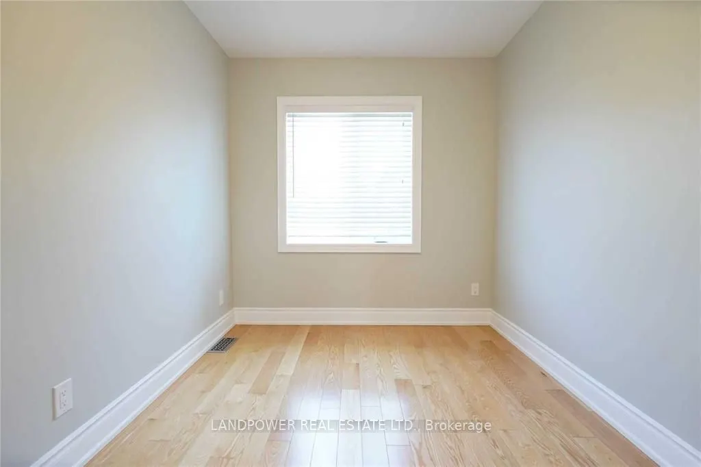 140 Manning Avenue, #Upper