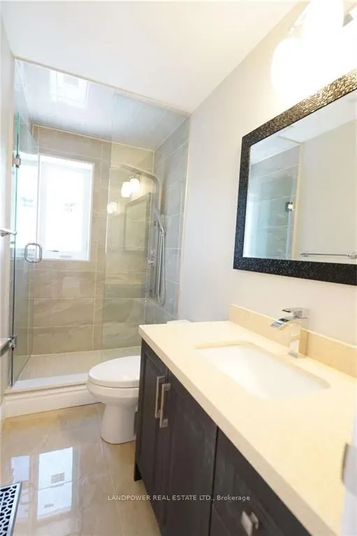 140 Manning Avenue, #Upper