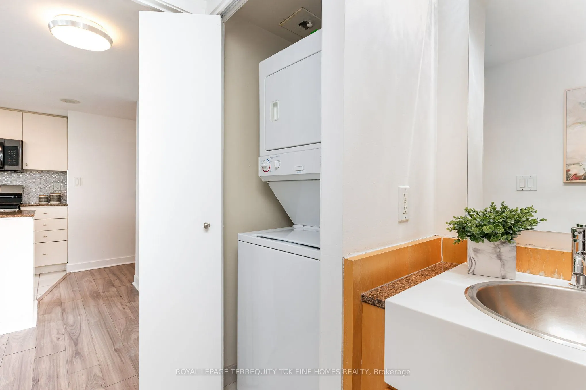 35 Mariner Terrace #5303