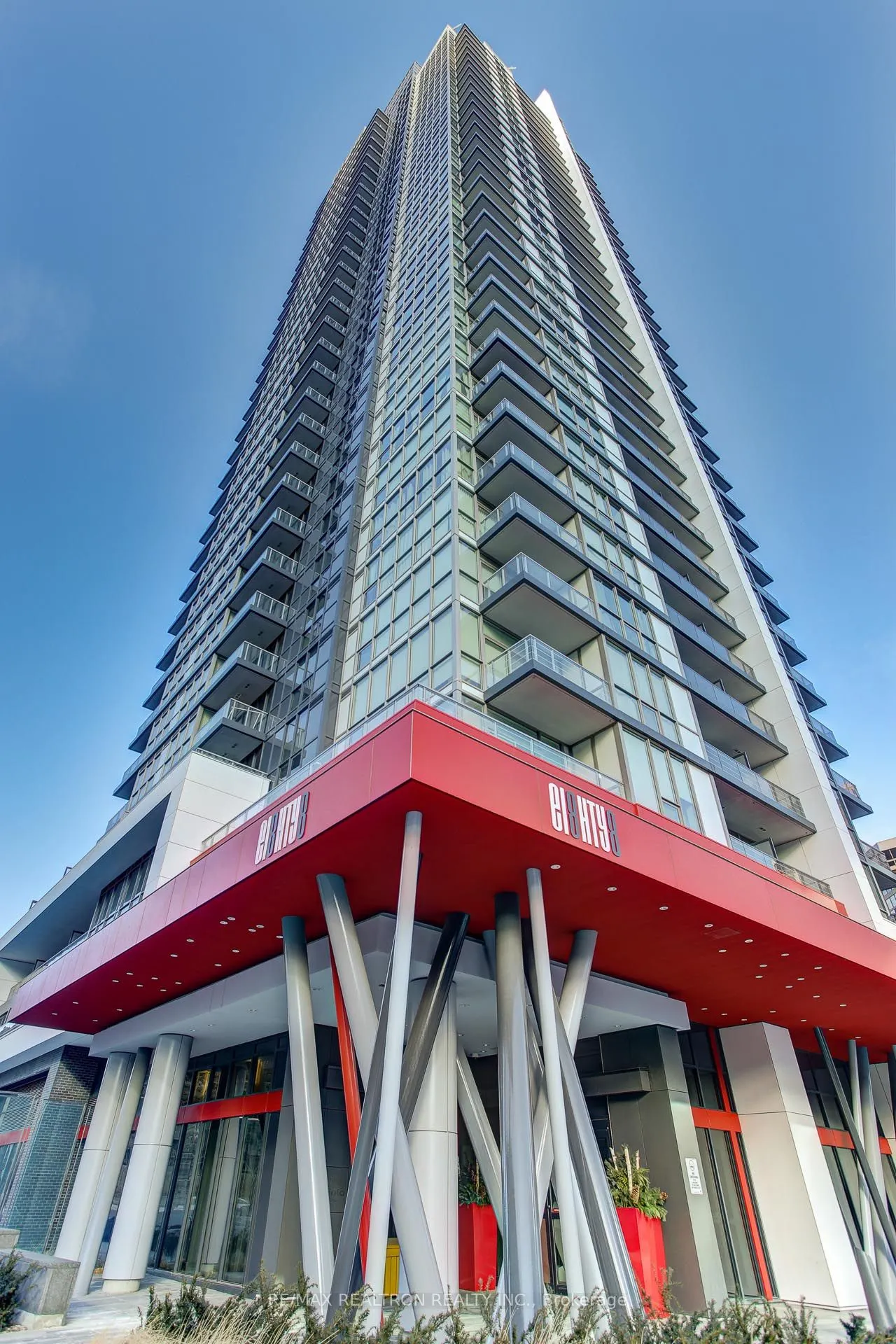 88 Sheppard Avenue E, #209