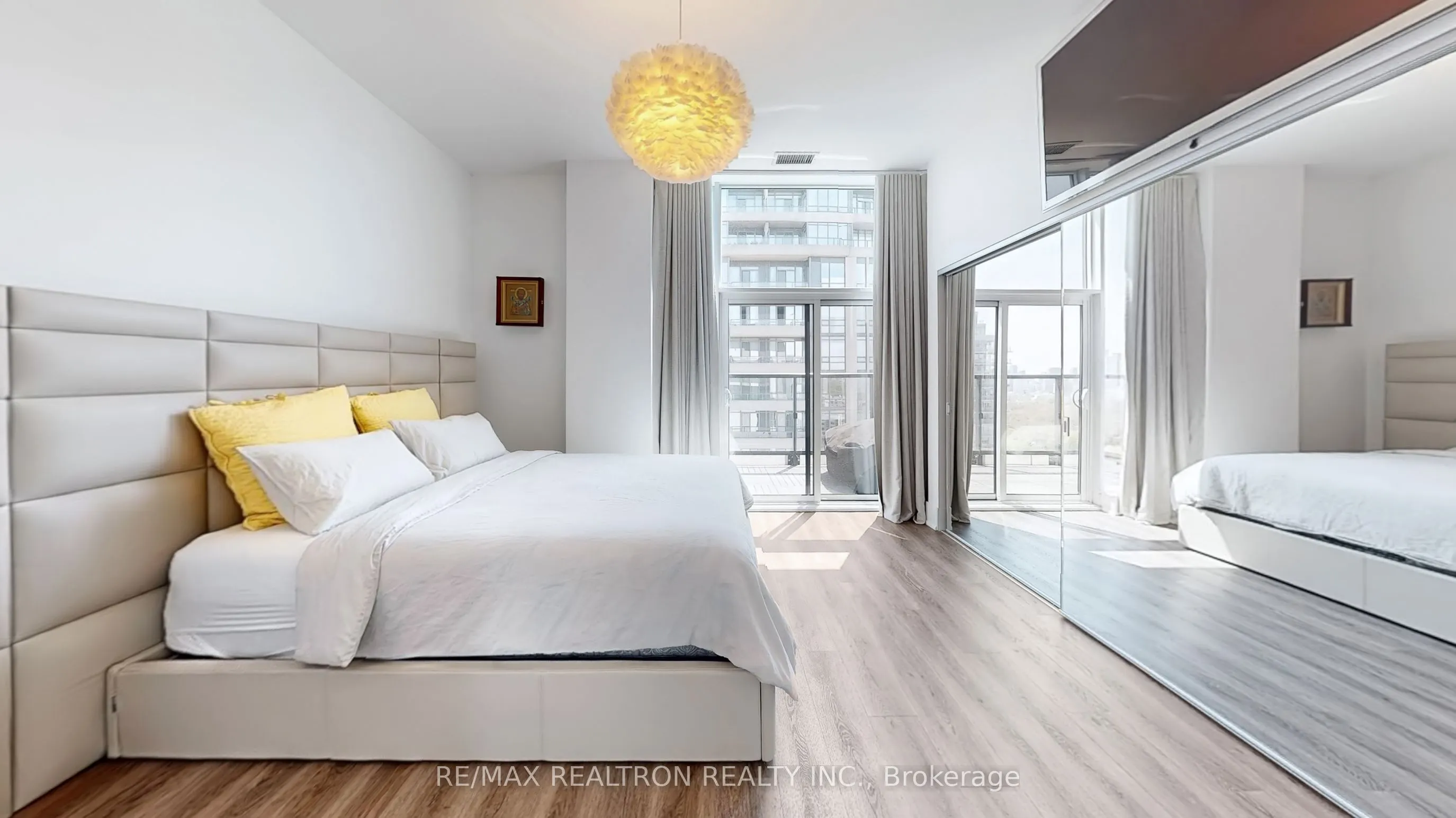 1486 Bathurst Street #1802