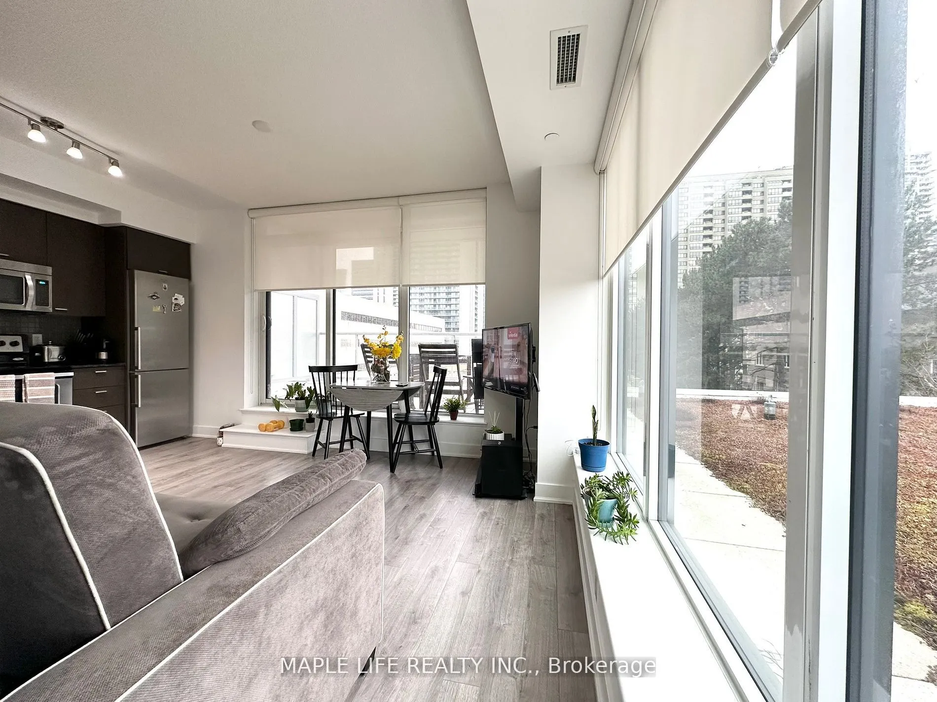 88 Sheppard Avenue E, #312